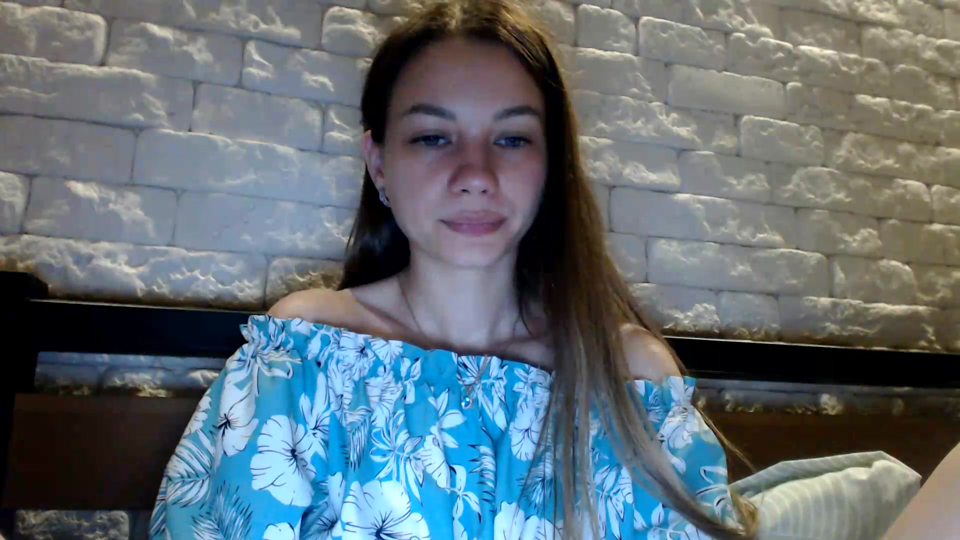 Gallery image thumbnail from Lovely_Nata's myfreecams stream on, 08/16/2026, 23:18 image 14 of 20