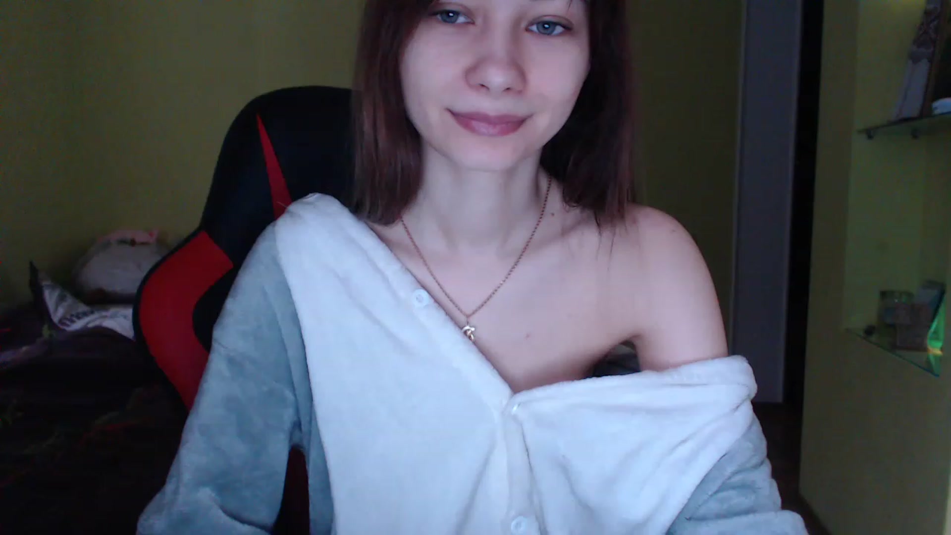 Gallery image thumbnail from Lovely_NataUA's myfreecams stream on, 02/12/2023, 08:06 image 15 of 20