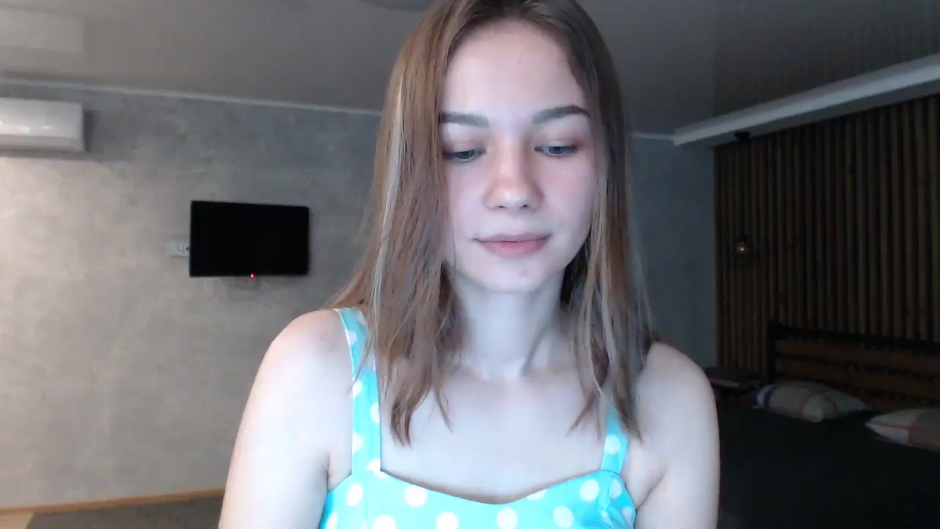 Gallery image thumbnail from Lovely_NataUA's myfreecams stream on, 08/03/2024, 15:17 image 19 of 20