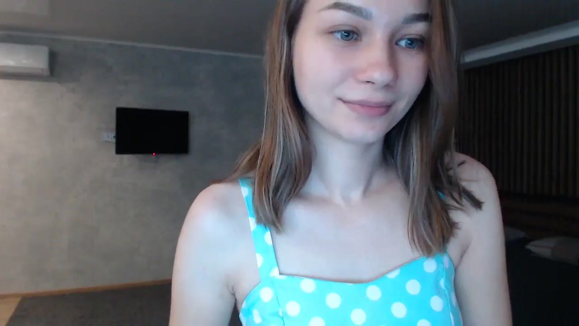 Gallery image thumbnail from Lovely_NataUA's myfreecams stream on, 08/03/2024, 15:17 image 2 of 20