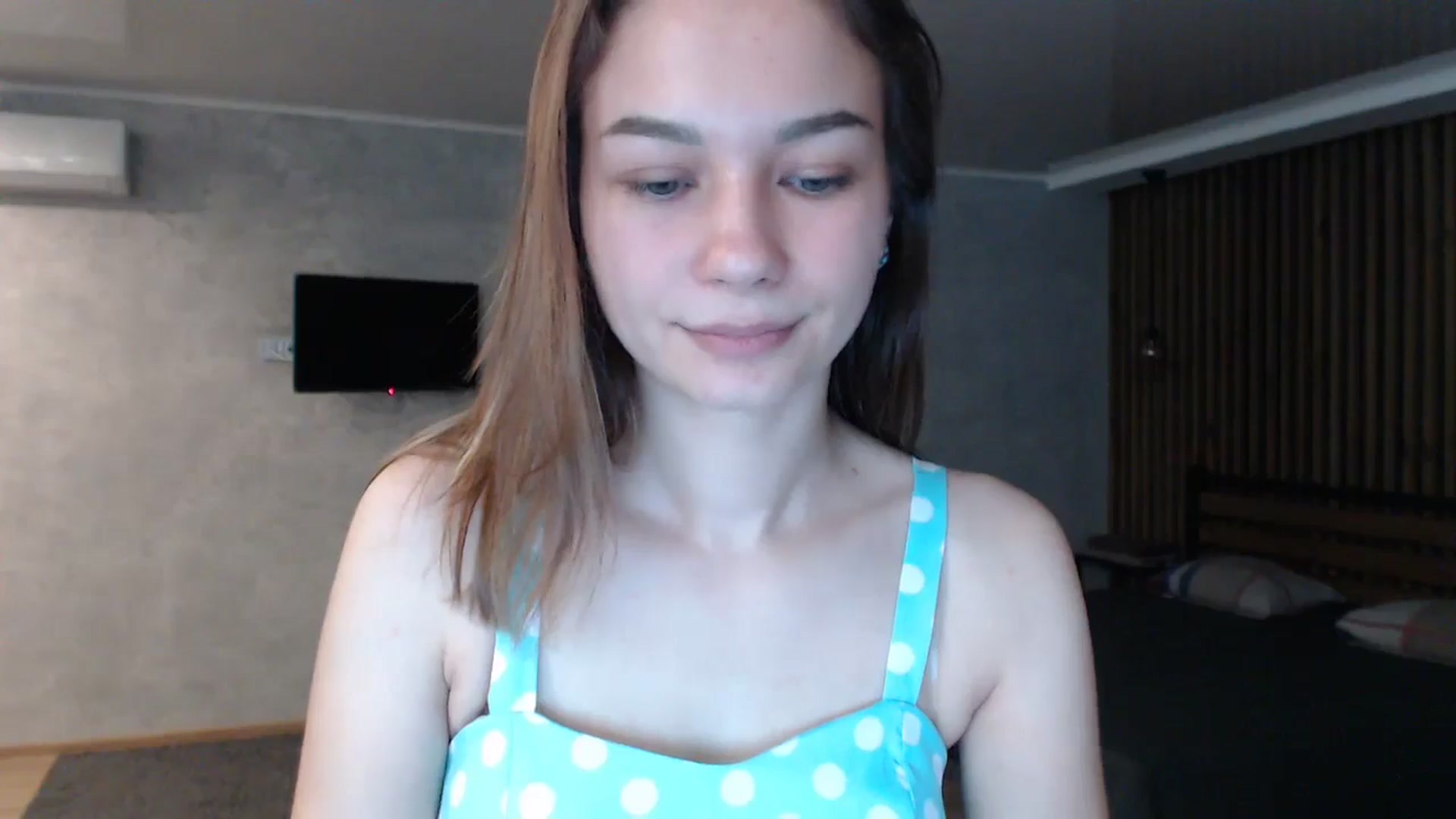 Gallery image thumbnail from Lovely_NataUA's myfreecams stream on, 08/03/2024, 15:17 image 17 of 20