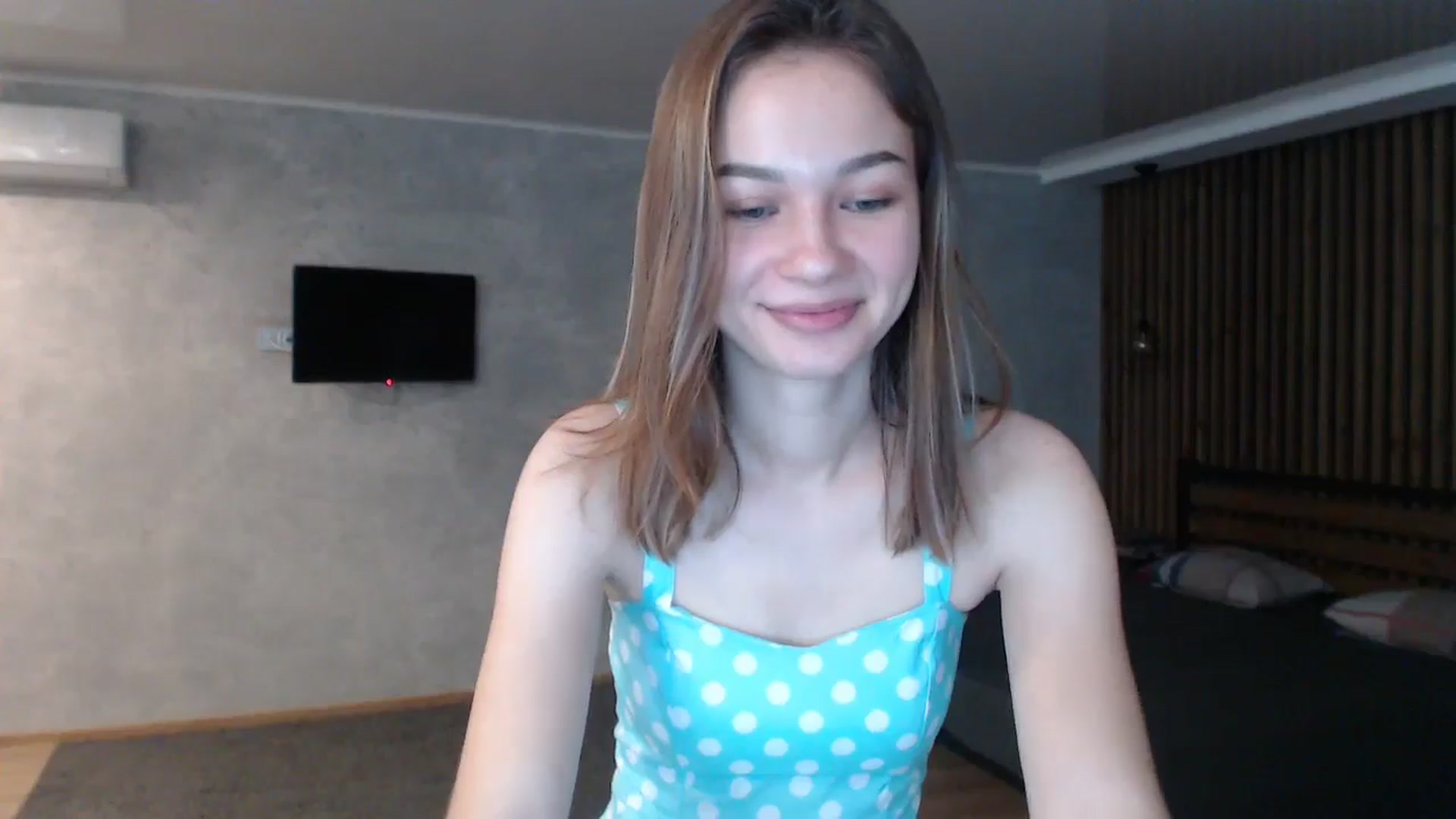 Gallery image thumbnail from Lovely_NataUA's myfreecams stream on, 08/03/2024, 15:17 image 5 of 20