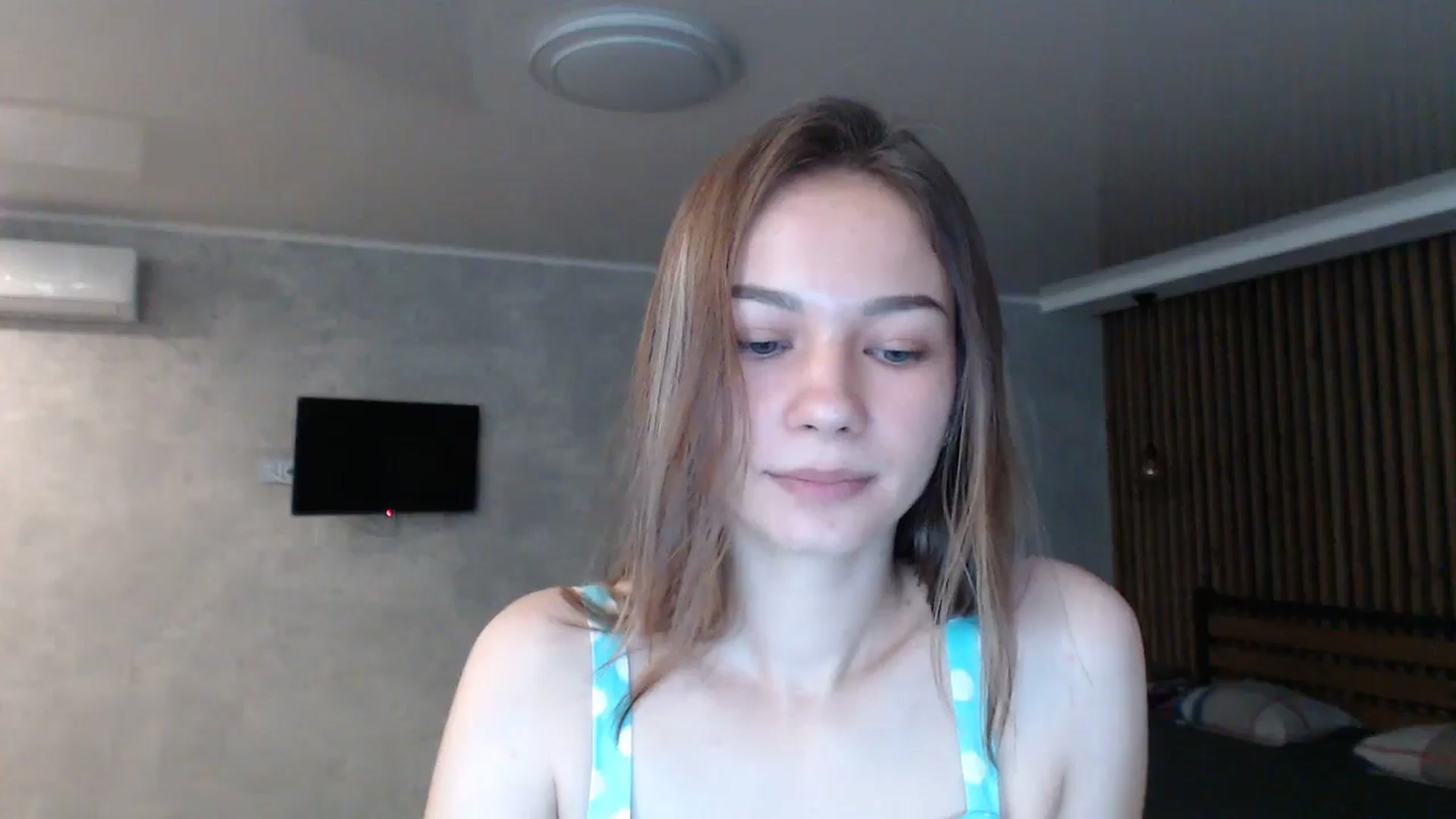 Gallery image thumbnail from Lovely_NataUA's myfreecams stream on, 08/03/2024, 15:17 image 18 of 20