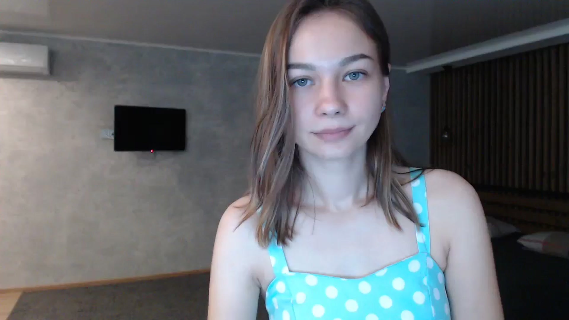 Gallery image thumbnail from Lovely_NataUA's myfreecams stream on, 08/03/2024, 15:17 image 10 of 20