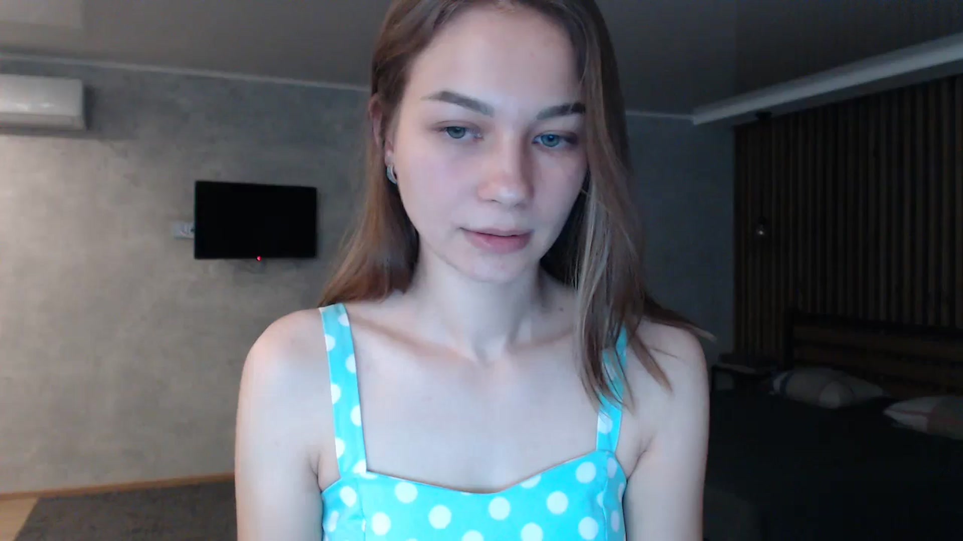 Gallery image thumbnail from Lovely_NataUA's myfreecams stream on, 08/03/2024, 15:17 image 14 of 20
