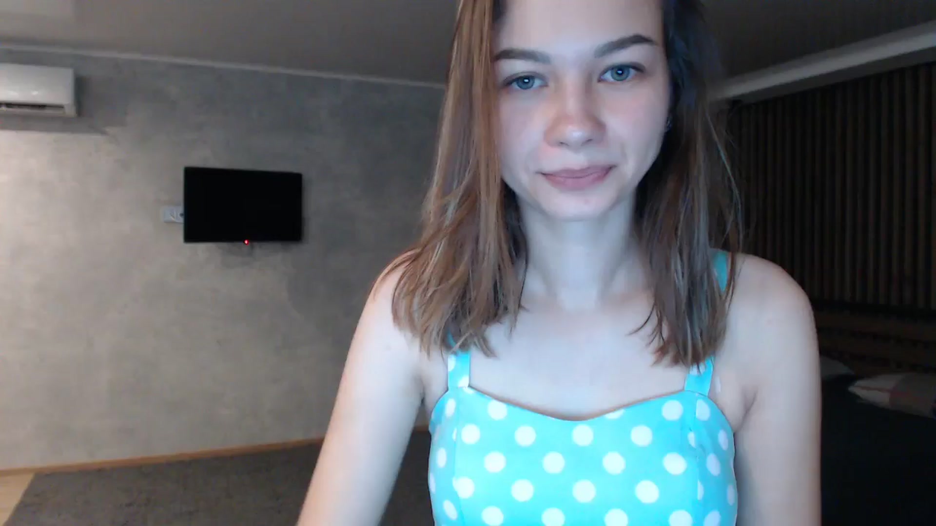 Gallery image thumbnail from Lovely_NataUA's myfreecams stream on, 08/03/2024, 17:59 image 3 of 20