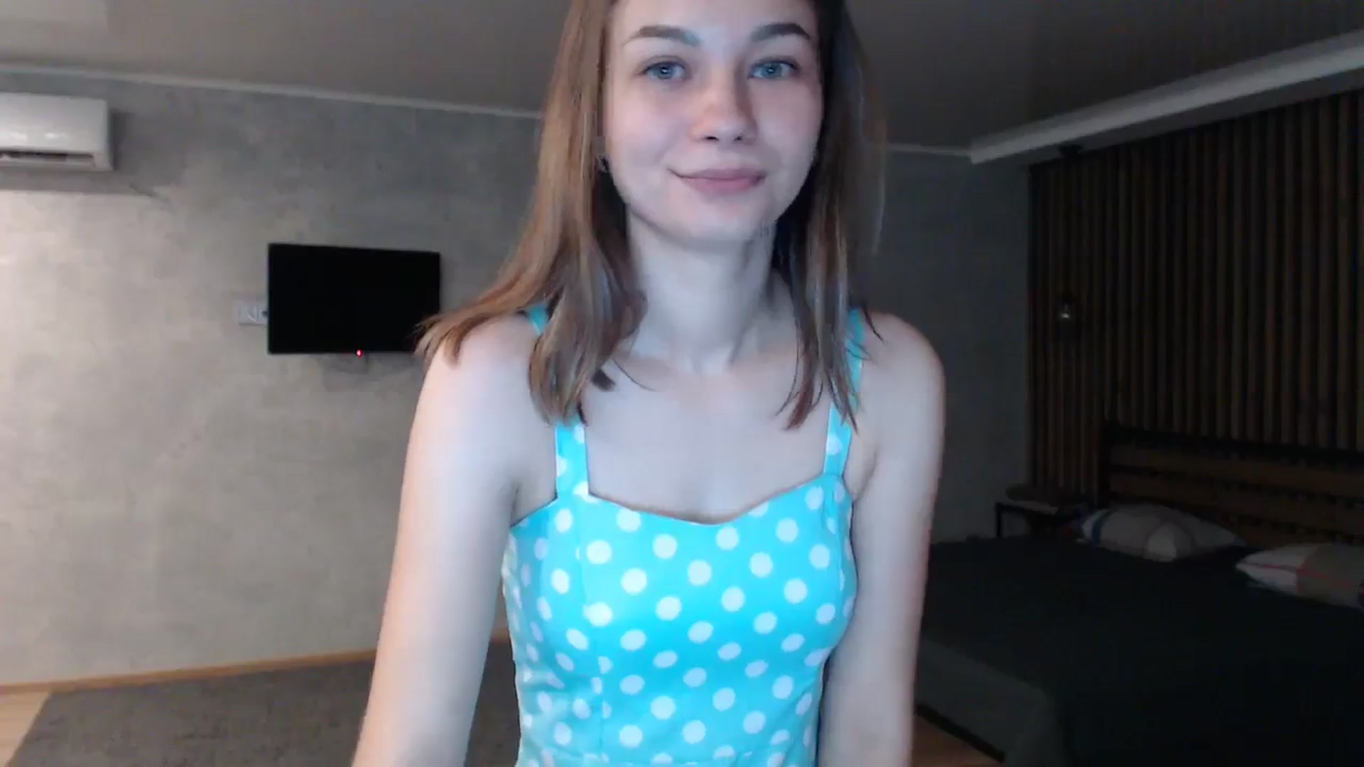 Gallery image thumbnail from Lovely_NataUA's myfreecams stream on, 08/03/2024, 17:59 image 5 of 20