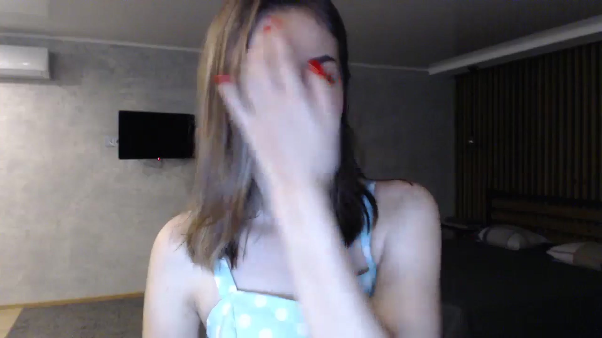 Gallery image thumbnail from Lovely_NataUA's myfreecams stream on, 08/03/2024, 17:59 image 13 of 20
