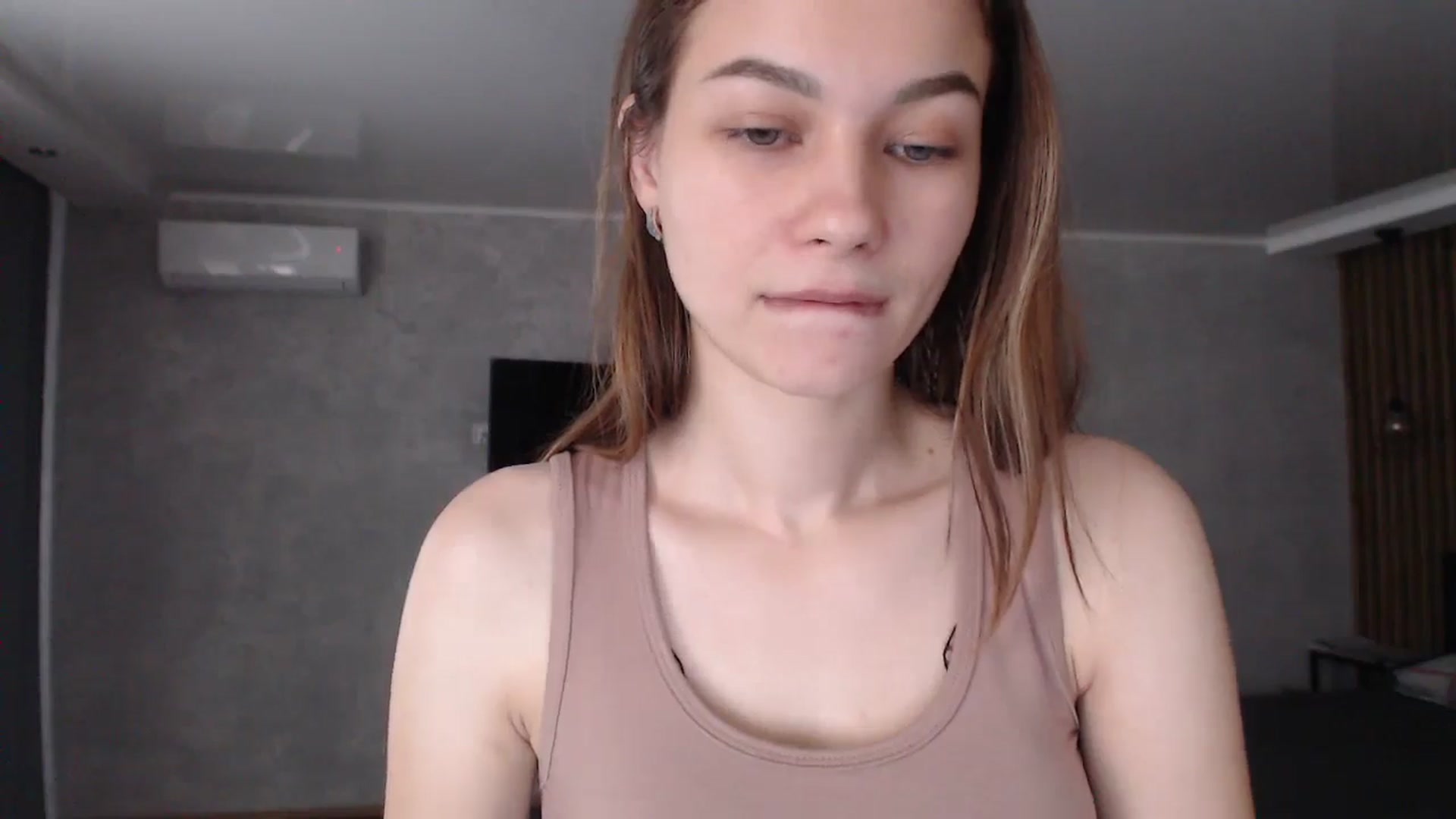 Gallery image thumbnail from Lovely_NataUA's myfreecams stream on, 08/10/2024, 14:00 image 2 of 20