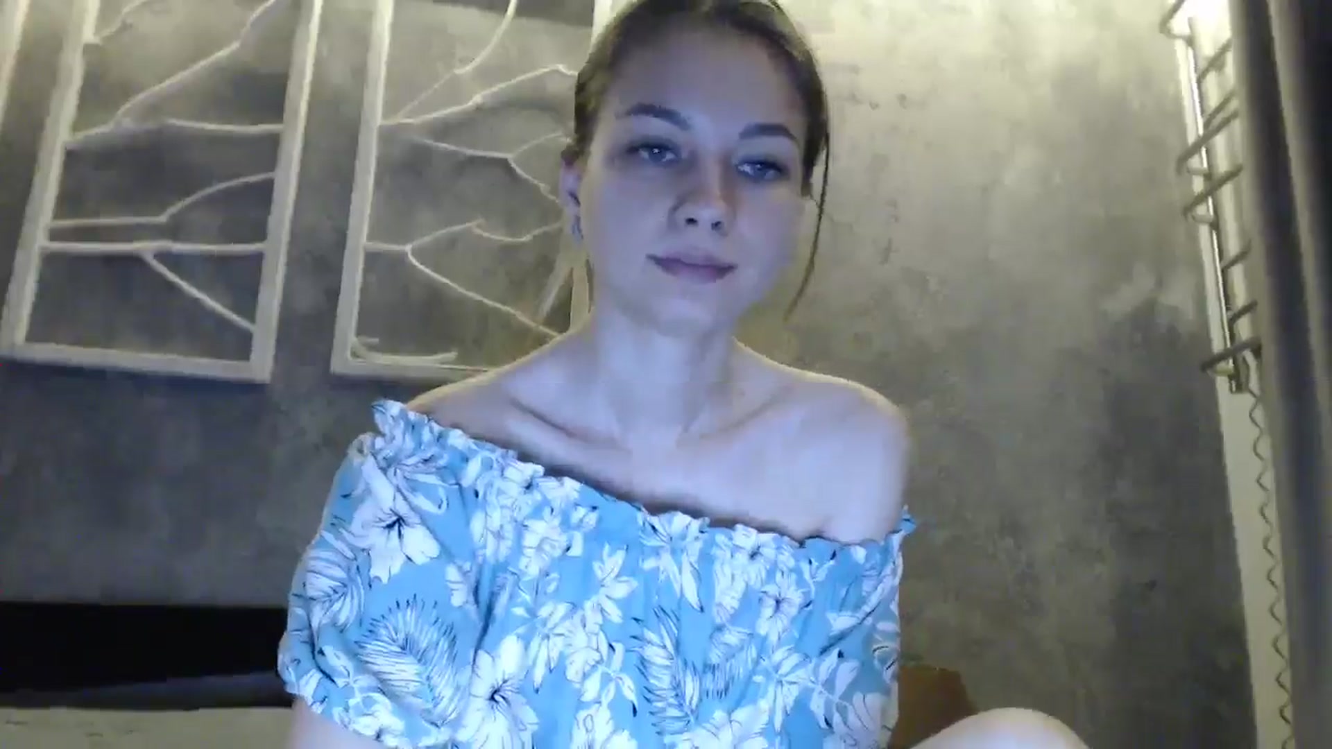 Gallery image thumbnail from Lovely_NataUA's myfreecams stream on, 09/14/2024, 19:05 image 17 of 20