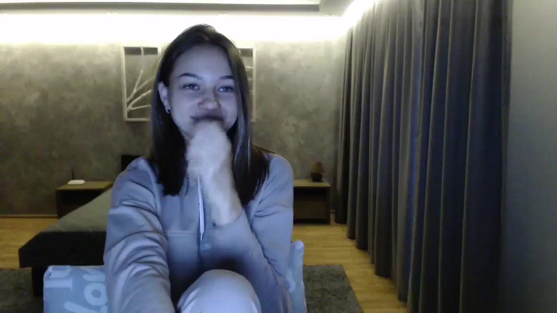 Gallery image thumbnail from Lovely_NataUA's myfreecams stream on, 09/21/2024, 17:40 image 9 of 20