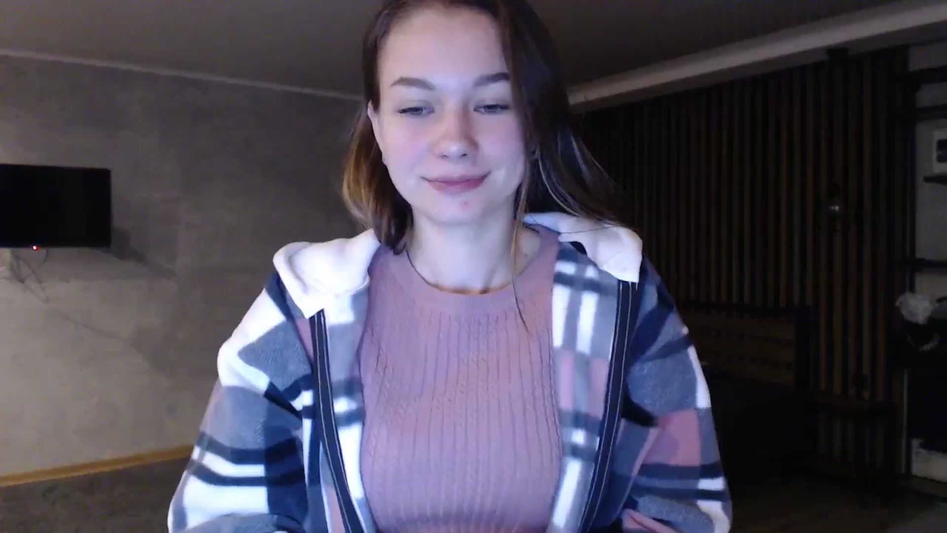 Gallery image thumbnail from Lovely_NataUA's myfreecams stream on, 10/20/2024, 19:11 image 10 of 20