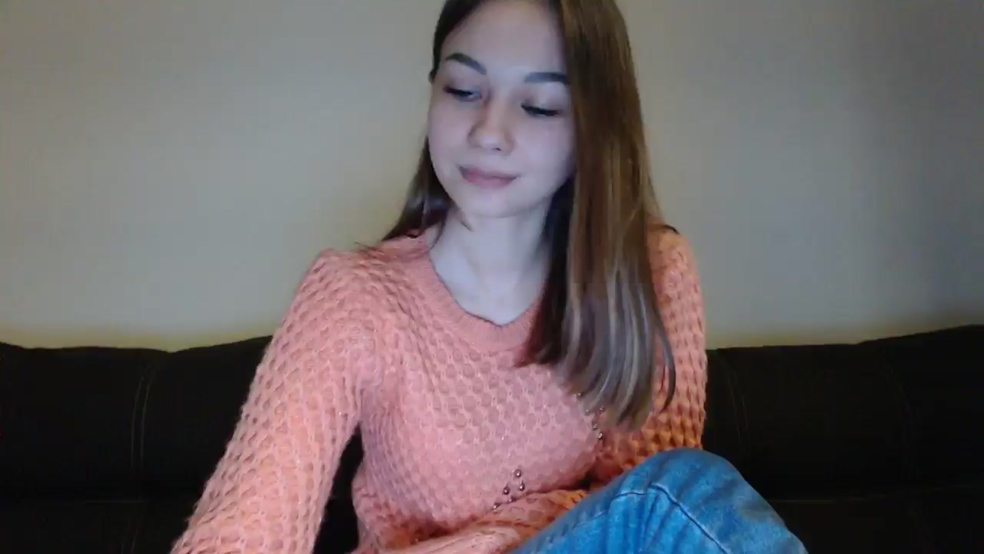 Gallery image thumbnail from Lovely_NataUA's myfreecams stream on, 11/03/2024, 19:15 image 1 of 20