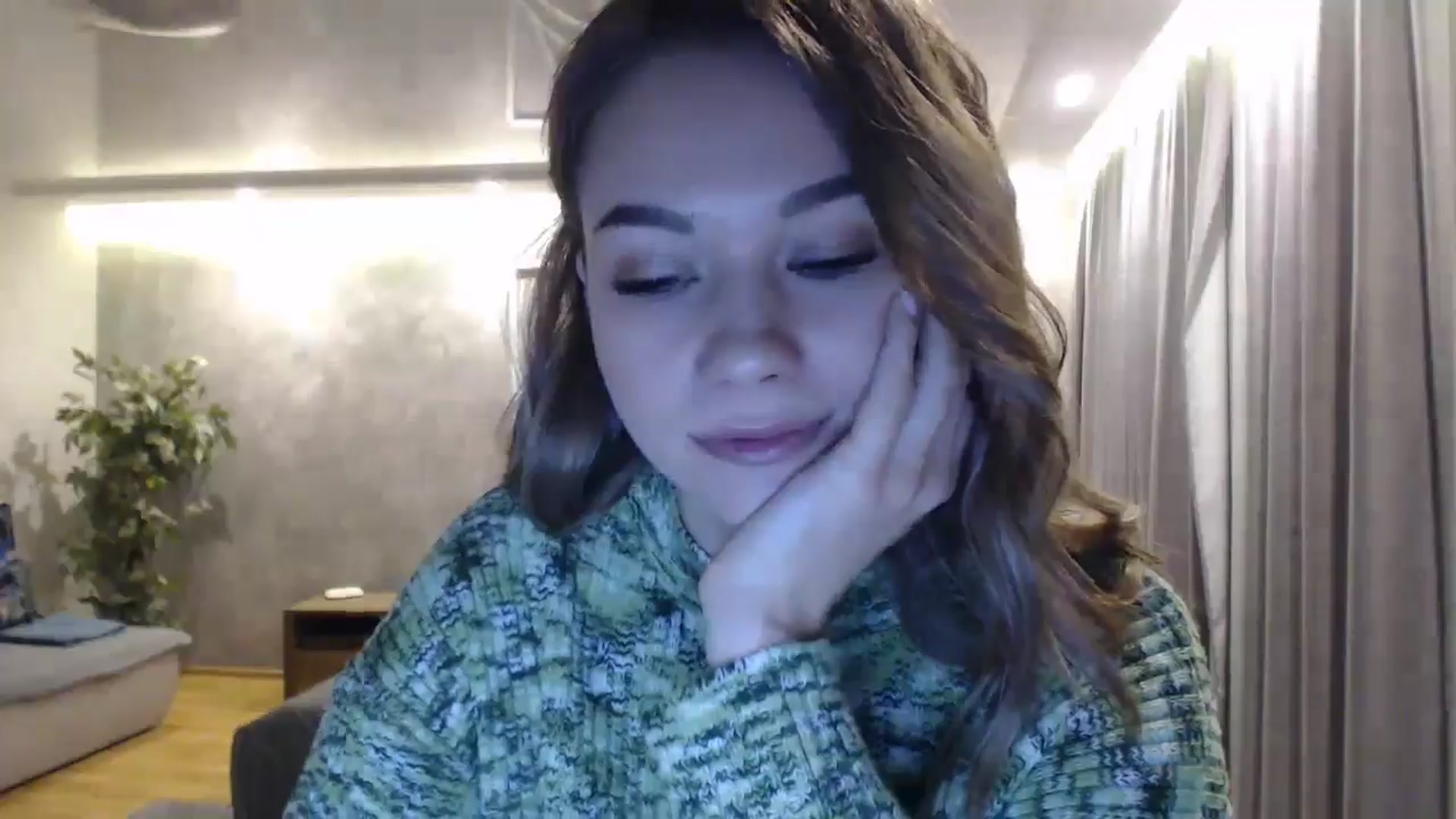 Gallery image thumbnail from Lovely_NataUA's myfreecams stream on, 11/10/2024, 20:06 image 19 of 20