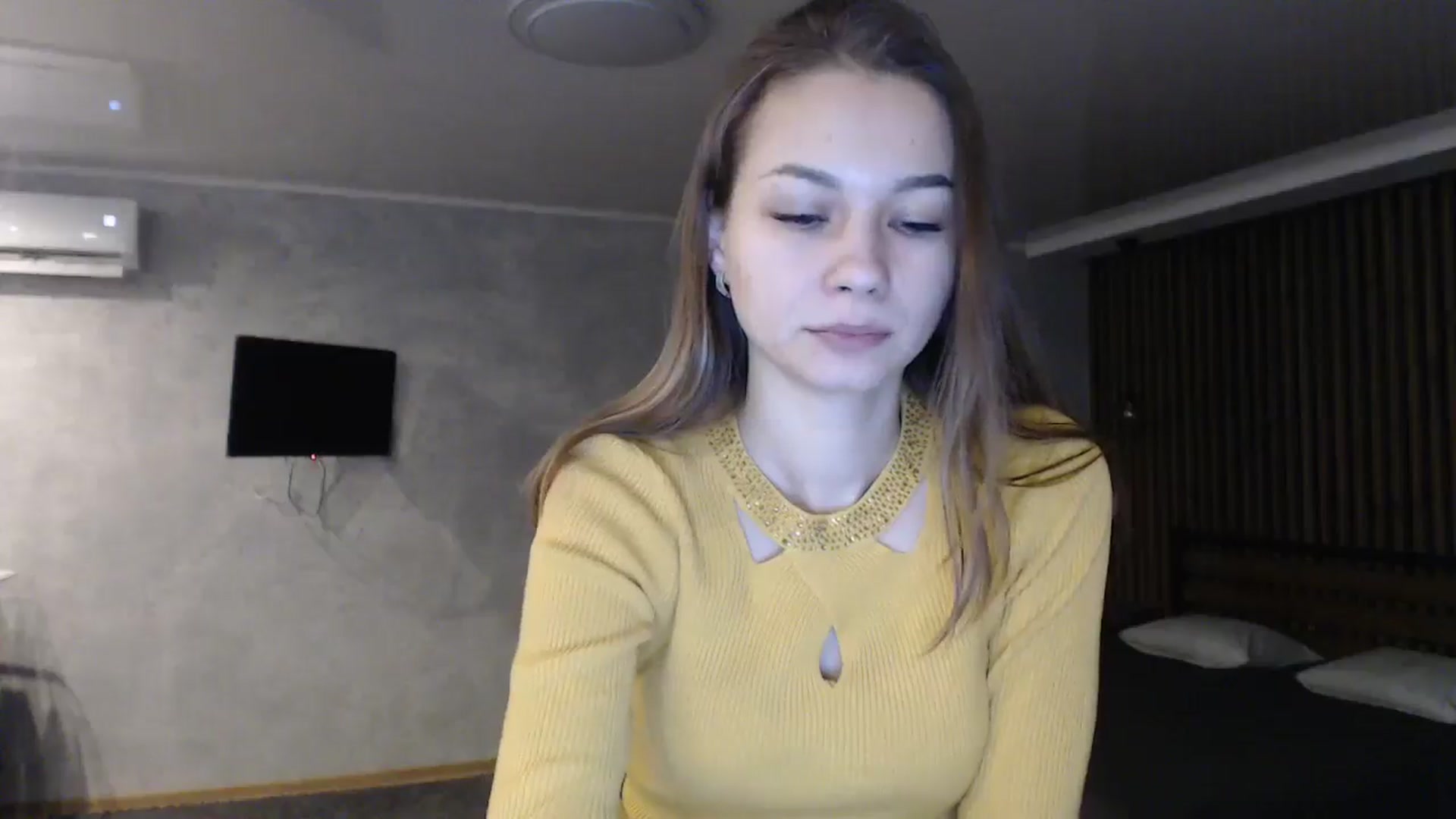 Gallery image thumbnail from Lovely_NataUA's myfreecams stream on, 12/14/2024, 20:23 image 2 of 20