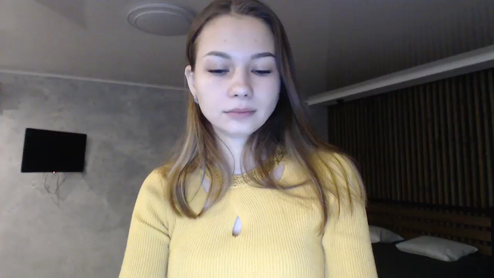 Gallery image thumbnail from Lovely_NataUA's myfreecams stream on, 12/14/2024, 20:23 image 14 of 20