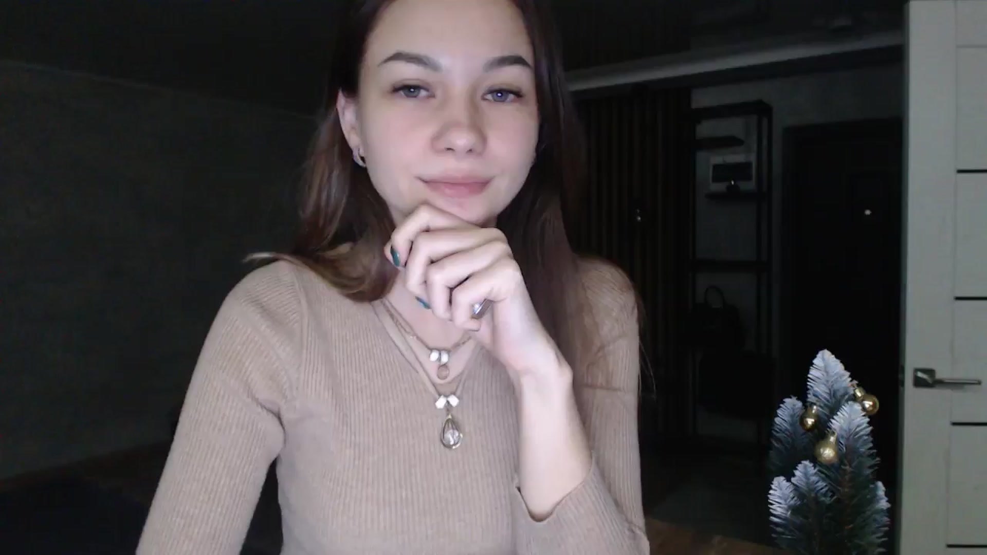 Gallery image thumbnail from Lovely_NataUA's myfreecams stream on, 12/22/2024, 18:22 image 1 of 20