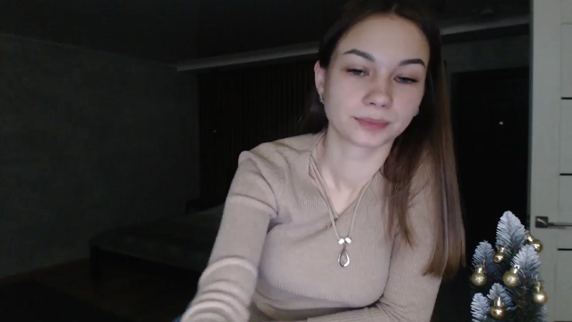 Gallery image thumbnail from Lovely_NataUA's myfreecams stream on, 12/22/2024, 18:22 image 17 of 20