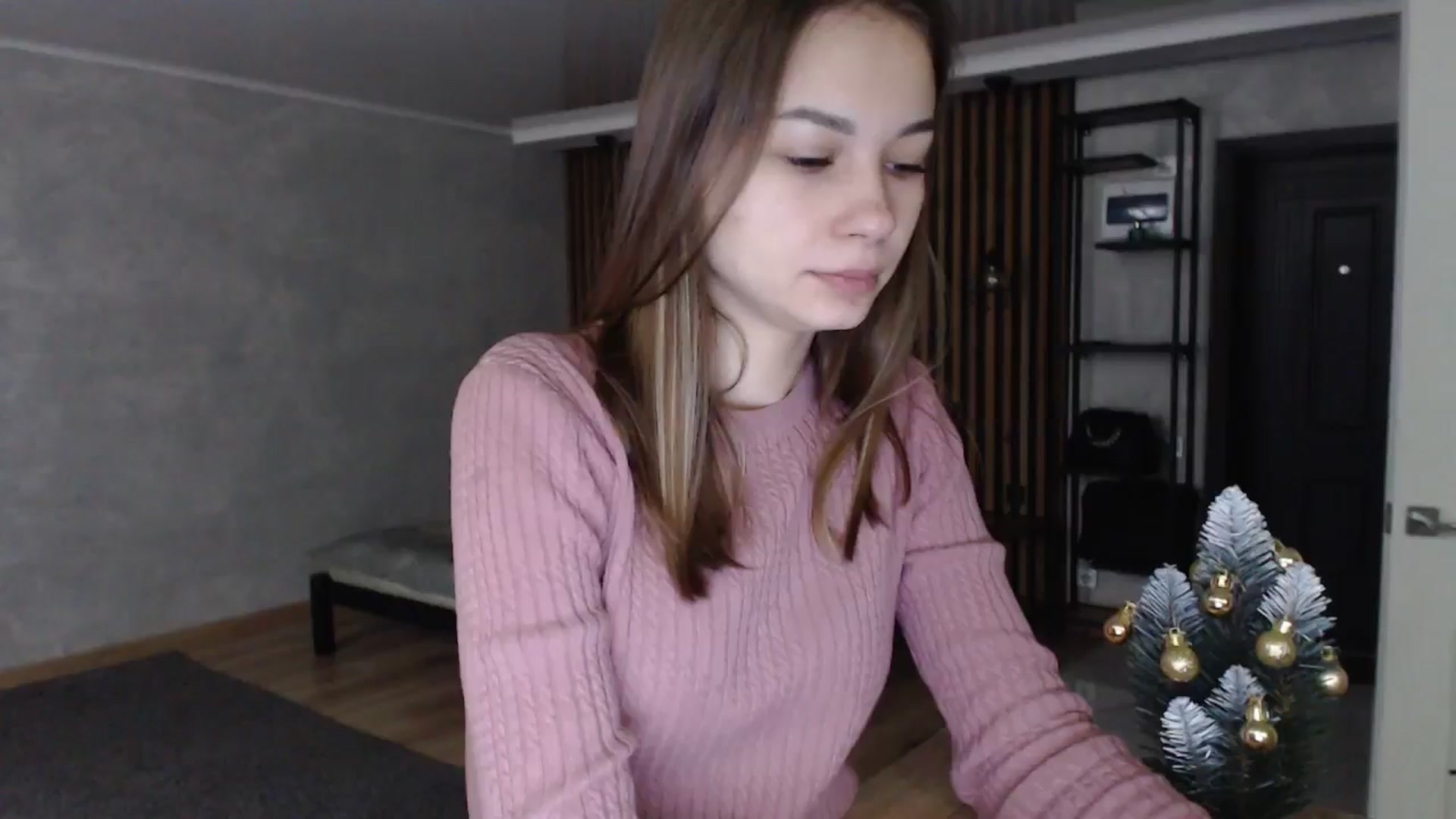 Gallery image thumbnail from Lovely_NataUA's myfreecams stream on, 12/23/2024, 09:42 image 1 of 20