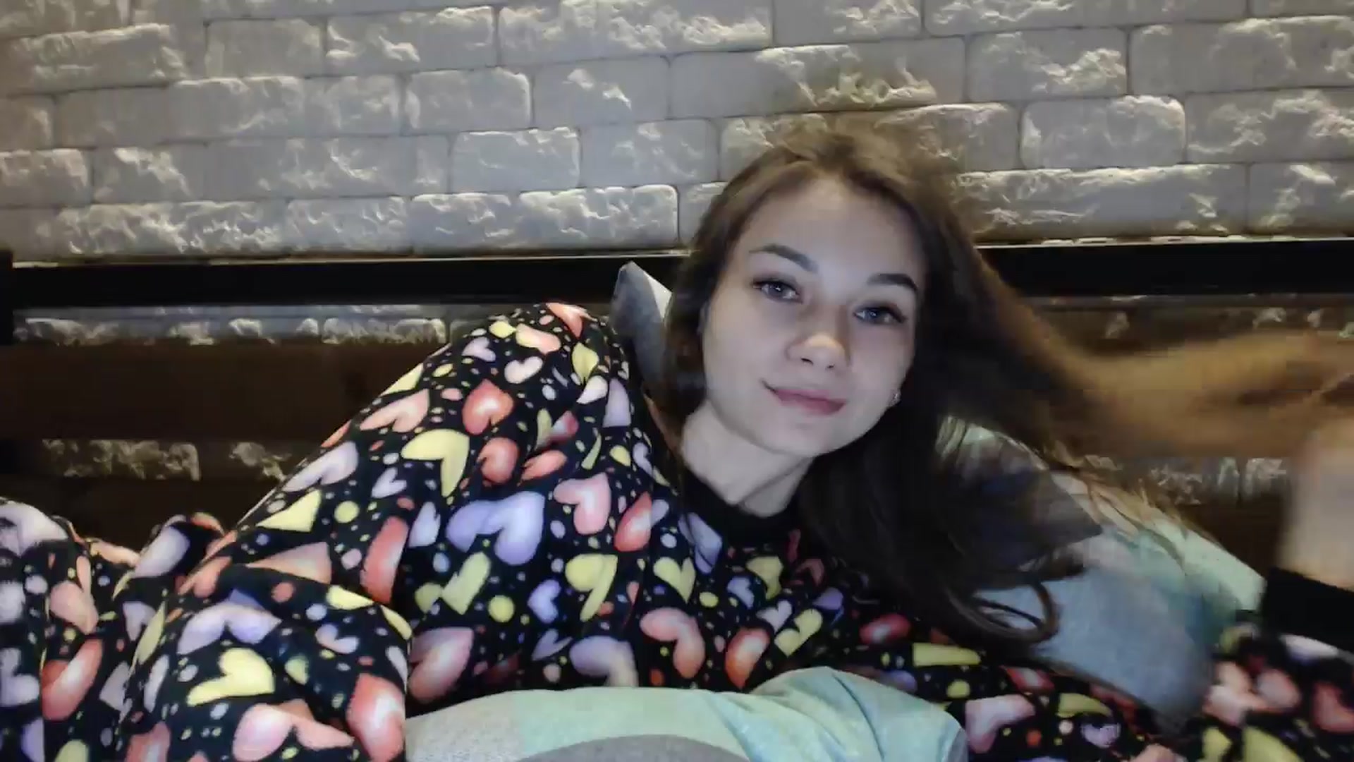 Gallery image thumbnail from Lovely_NataUA's myfreecams stream on, 01/05/2025, 19:29 image 17 of 20