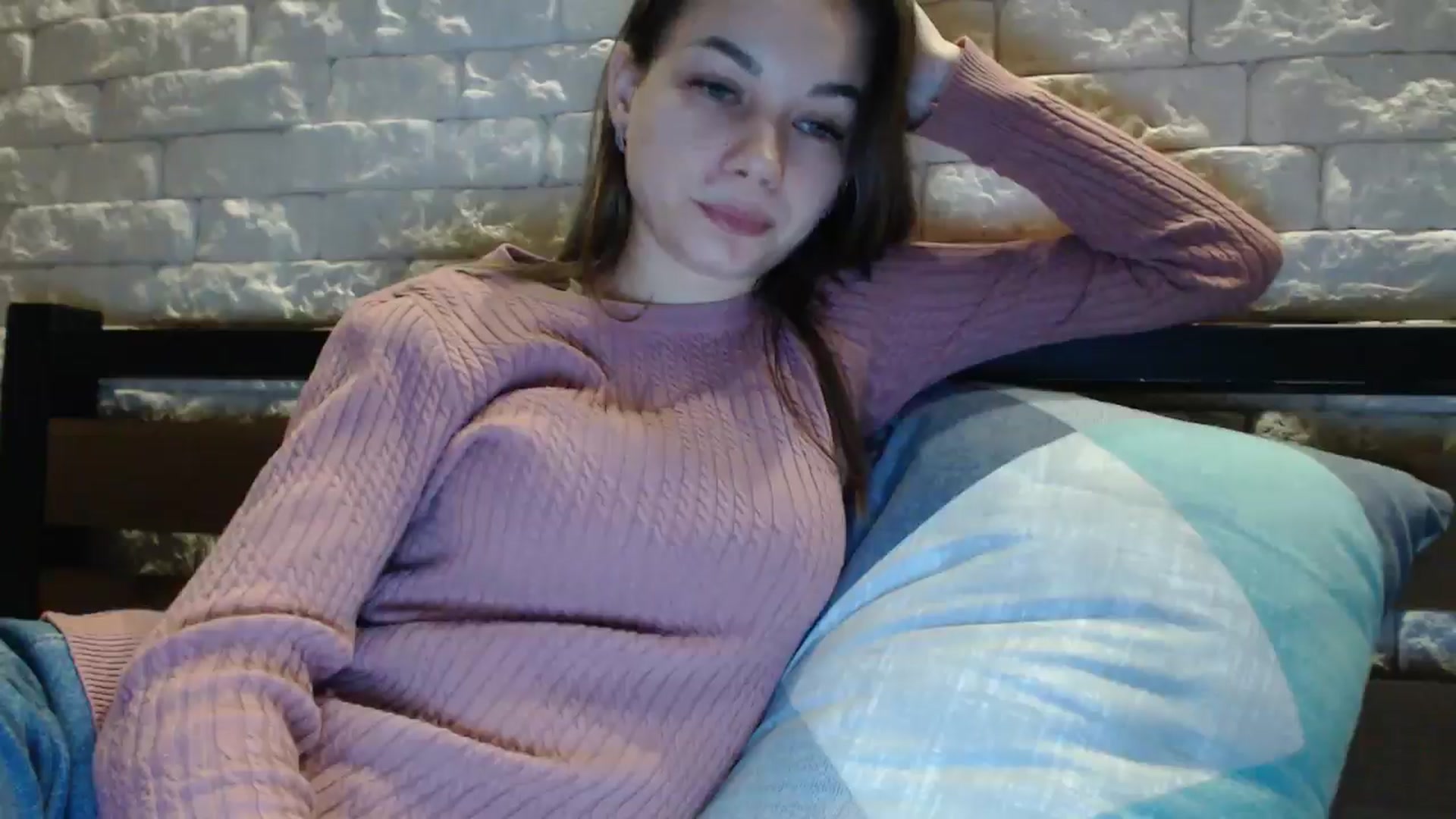 Gallery image thumbnail from Lovely_NataUA's myfreecams stream on, 01/12/2025, 19:48 image 16 of 20