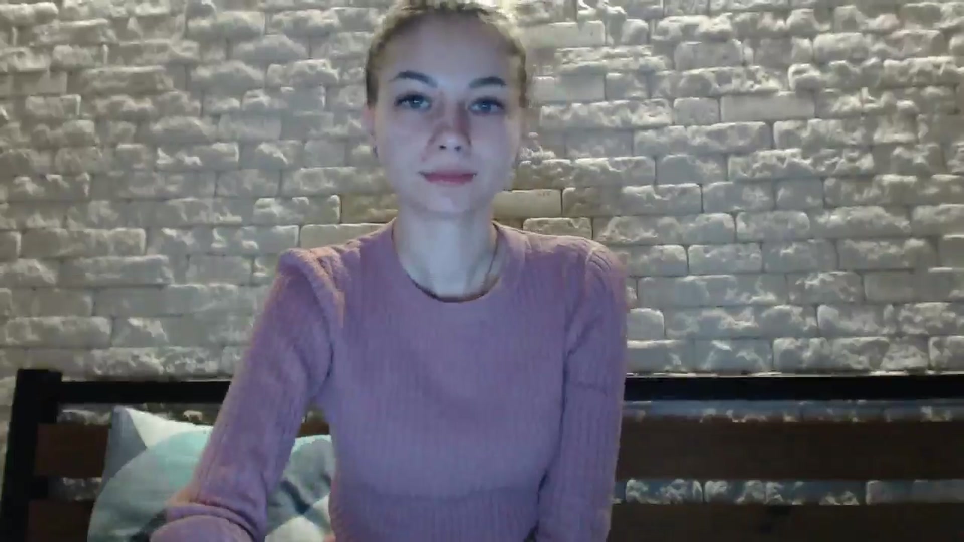 Gallery image thumbnail from Lovely_NataUA's myfreecams stream on, 01/12/2025, 20:38 image 4 of 20