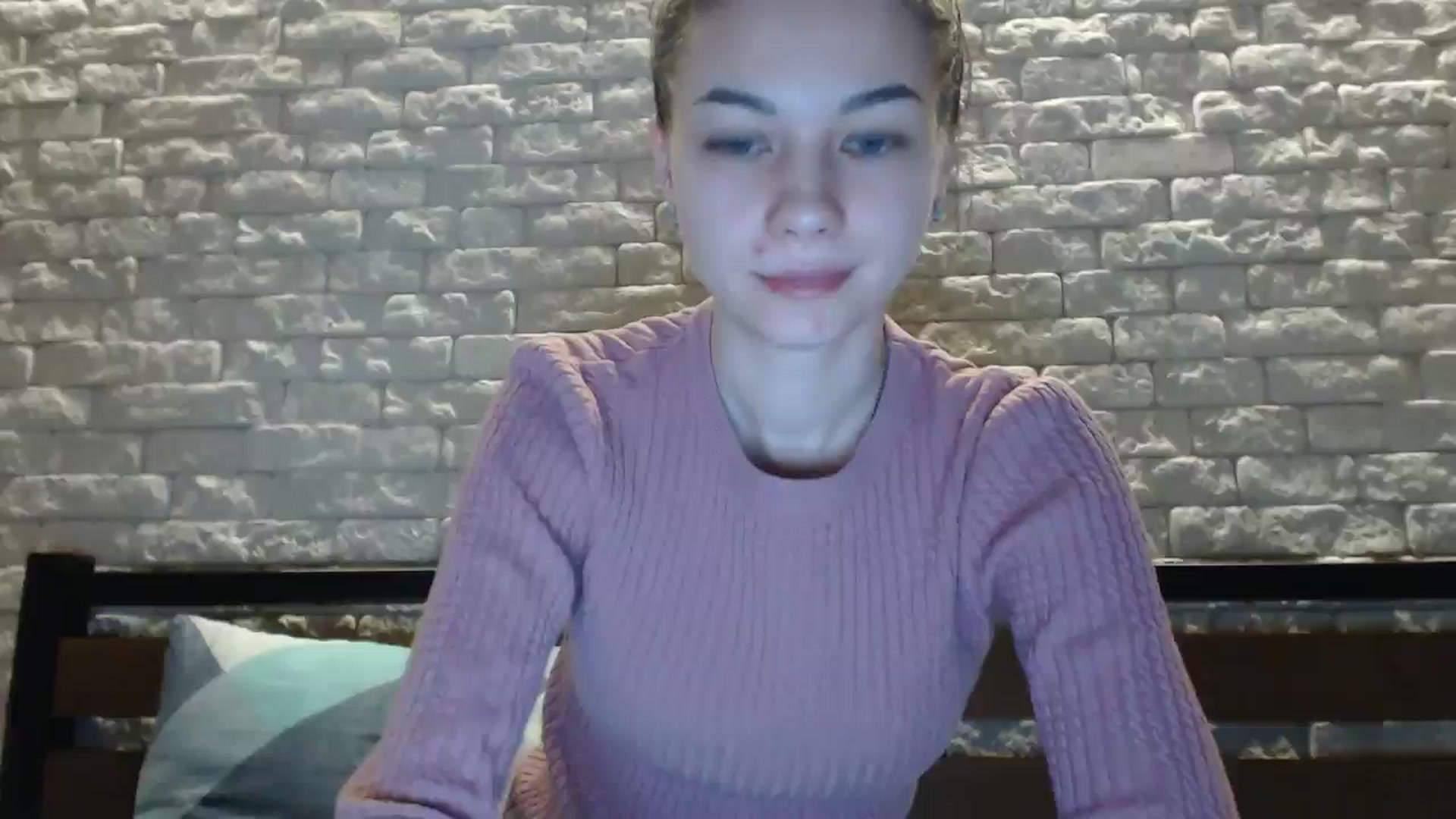 Gallery image thumbnail from Lovely_NataUA's myfreecams stream on, 01/12/2025, 20:38 image 7 of 20
