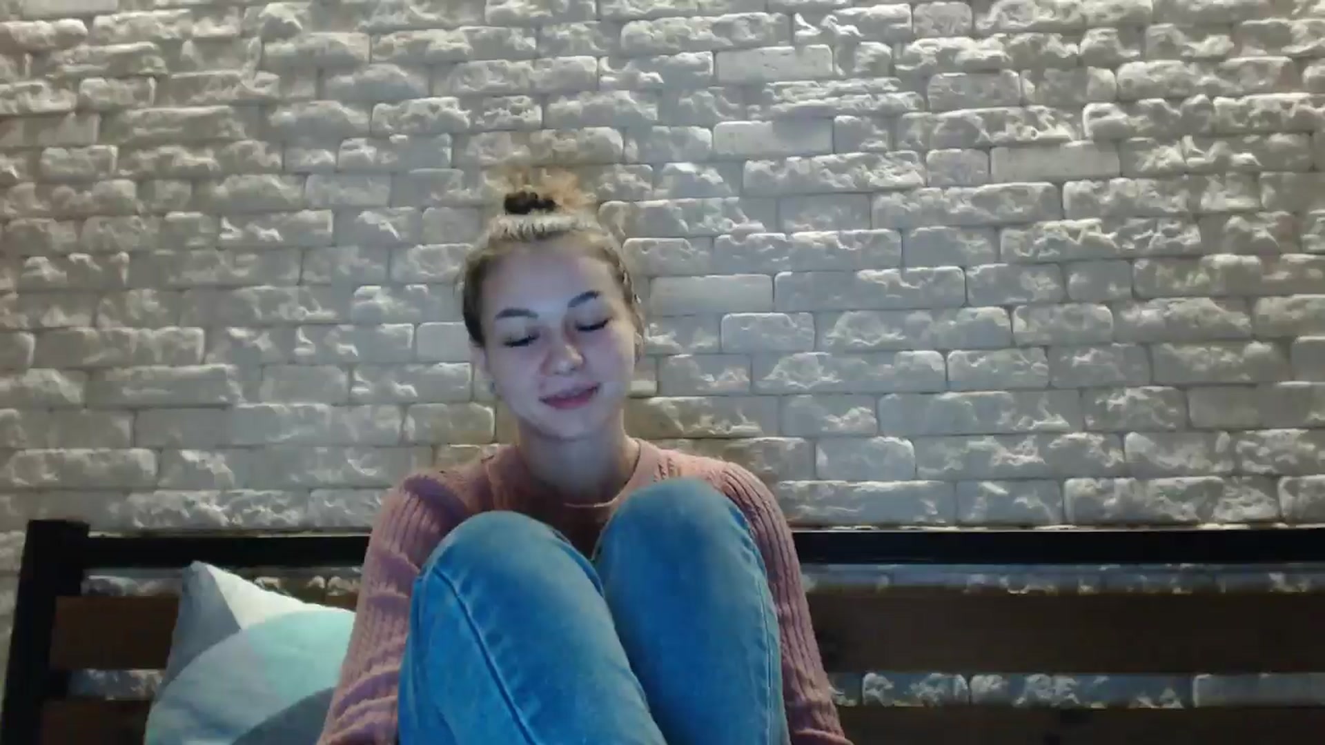 Gallery image thumbnail from Lovely_NataUA's myfreecams stream on, 01/12/2025, 20:38 image 13 of 20