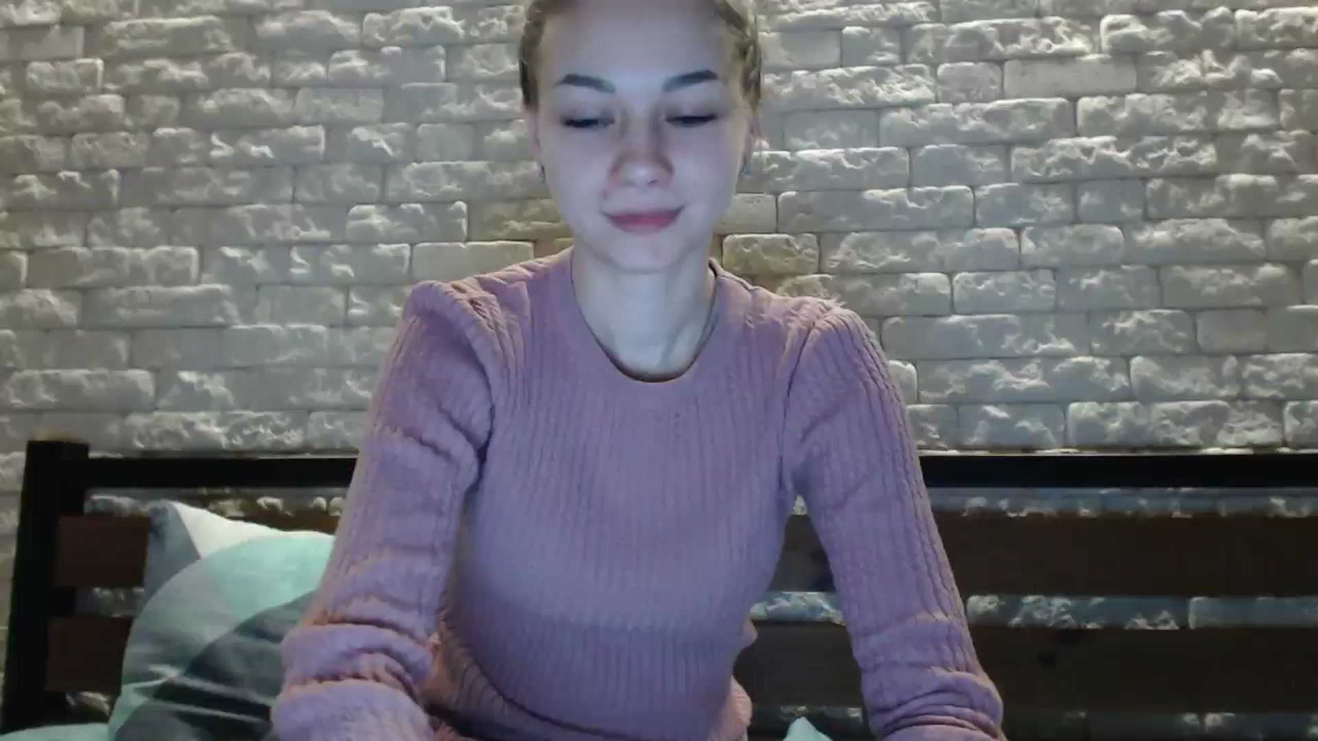 Gallery image thumbnail from Lovely_NataUA's myfreecams stream on, 01/12/2025, 20:38 image 14 of 20