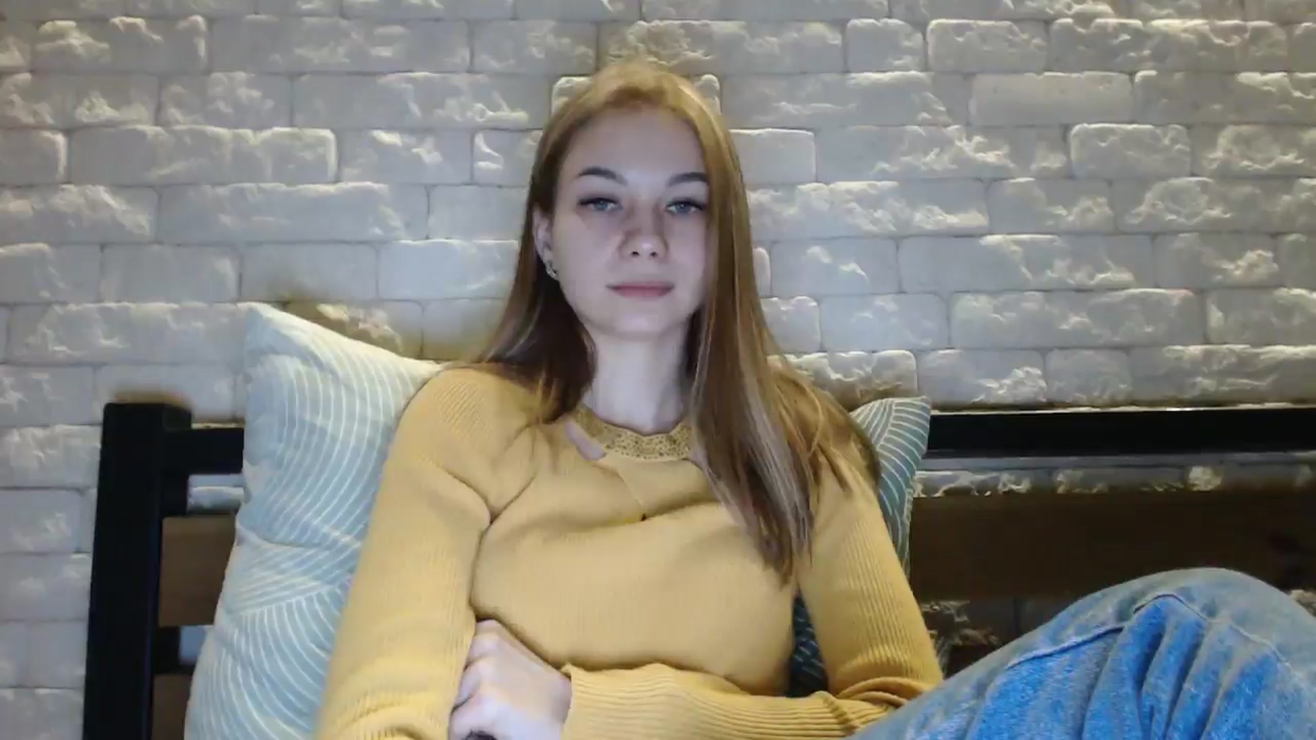 Gallery image thumbnail from Lovely_NataUA's myfreecams stream on, 02/09/2025, 18:36 image 13 of 20