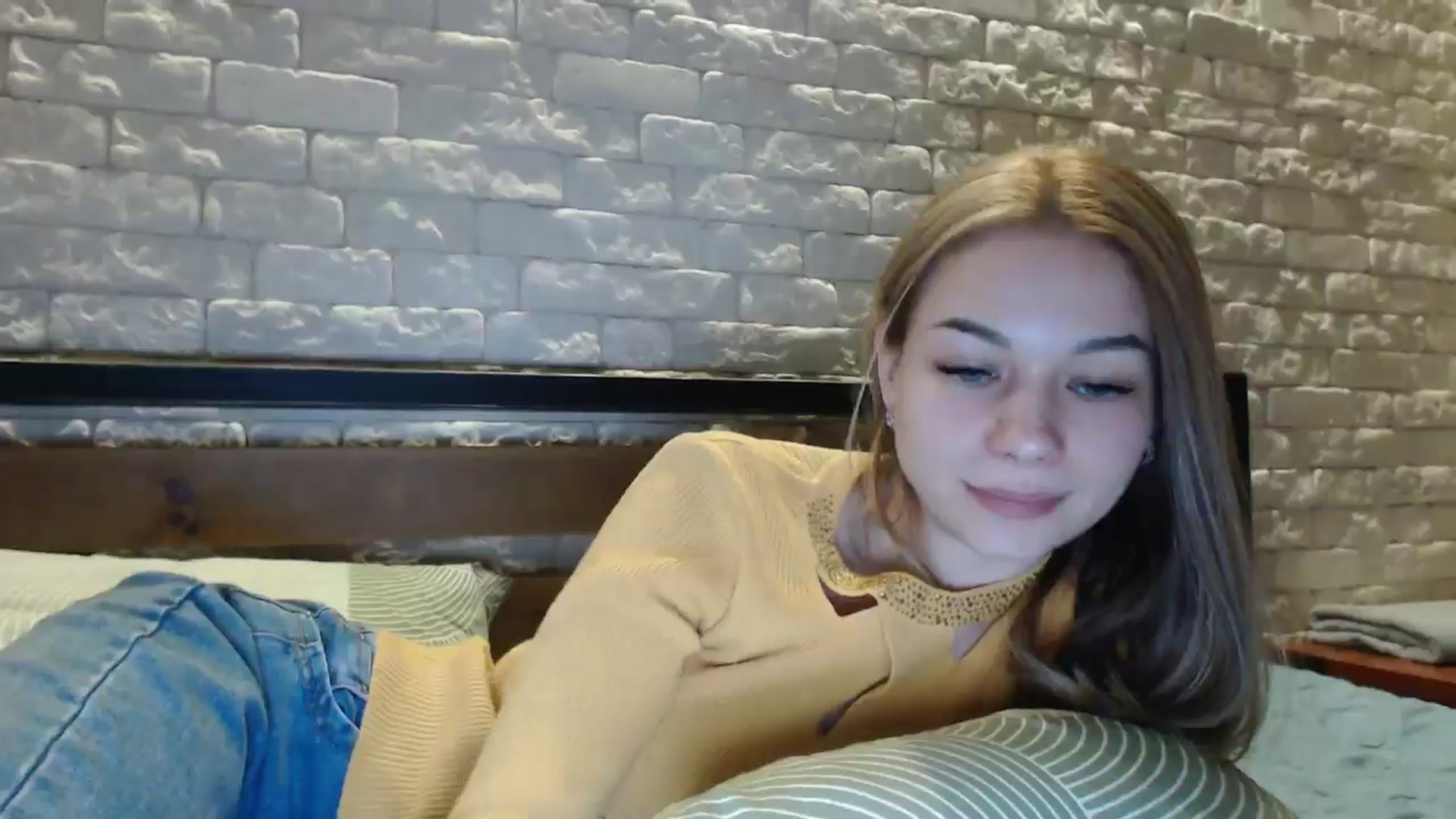 Gallery image thumbnail from Lovely_NataUA's myfreecams stream on, 02/09/2025, 20:37 image 13 of 20