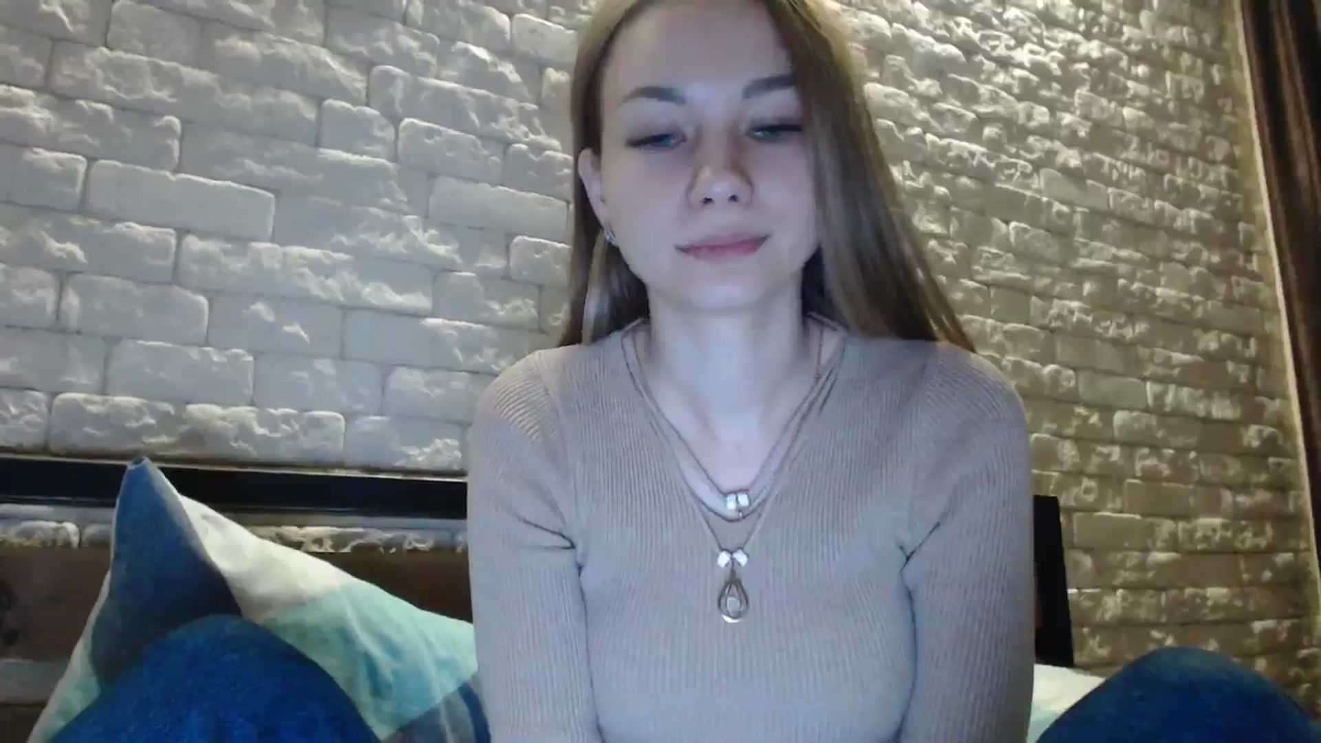 Gallery image thumbnail from Lovely_NataUA's myfreecams stream on, 04/12/2025, 19:20 image 16 of 20
