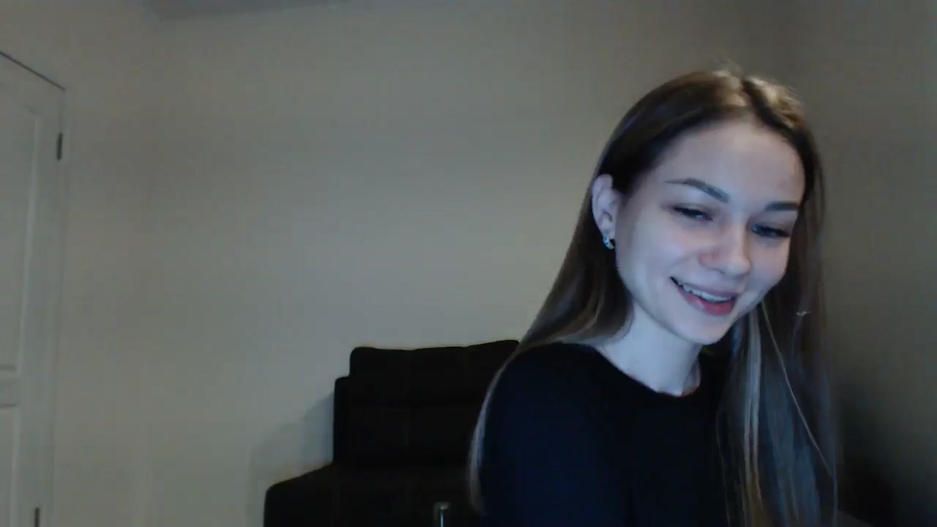 Gallery image thumbnail from Lovely_NataUA's myfreecams stream on, 04/19/2025, 19:39 image 16 of 20