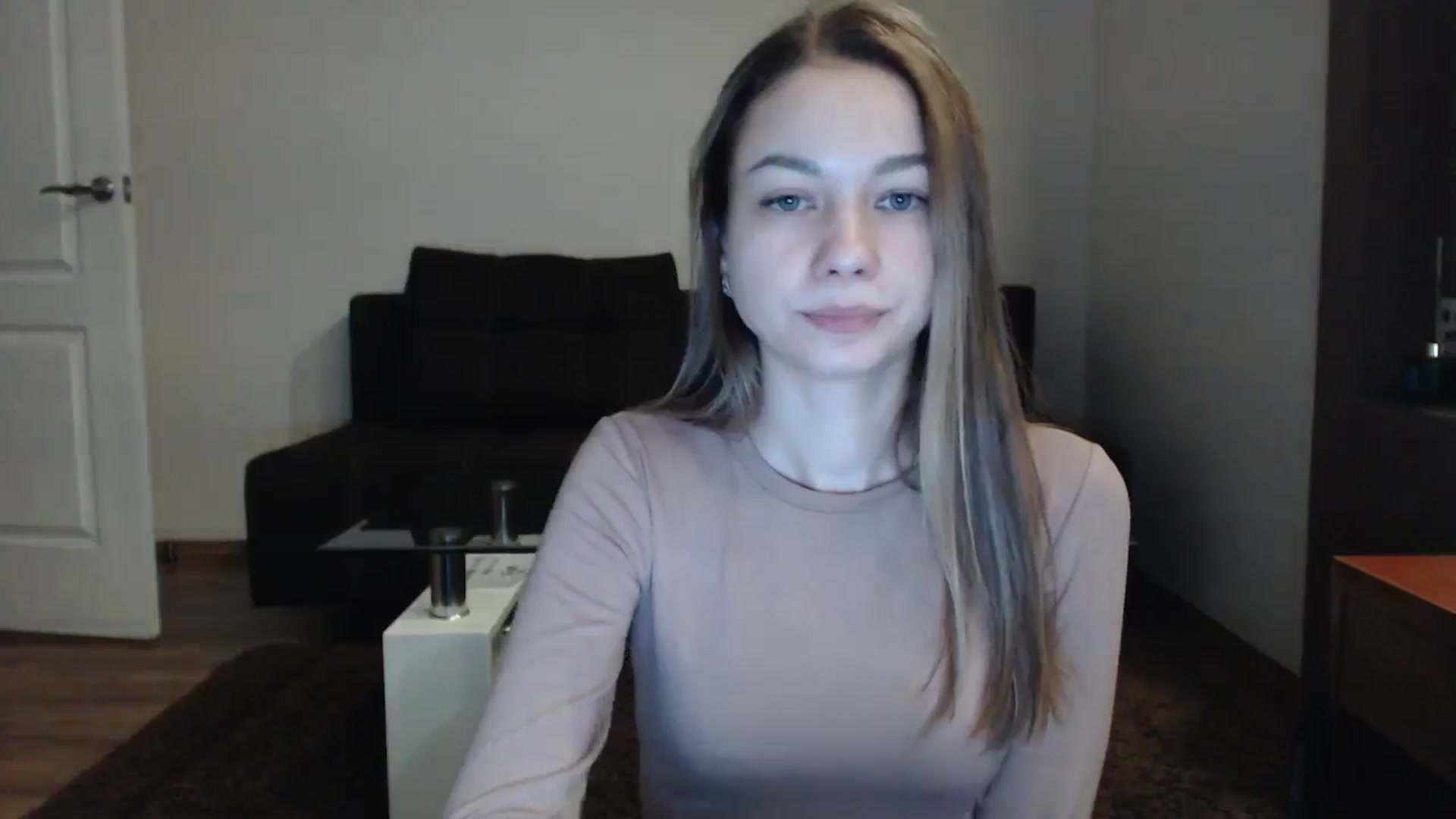 Gallery image thumbnail from Lovely_NataUA's myfreecams stream on, 04/26/2025, 17:22 image 14 of 20