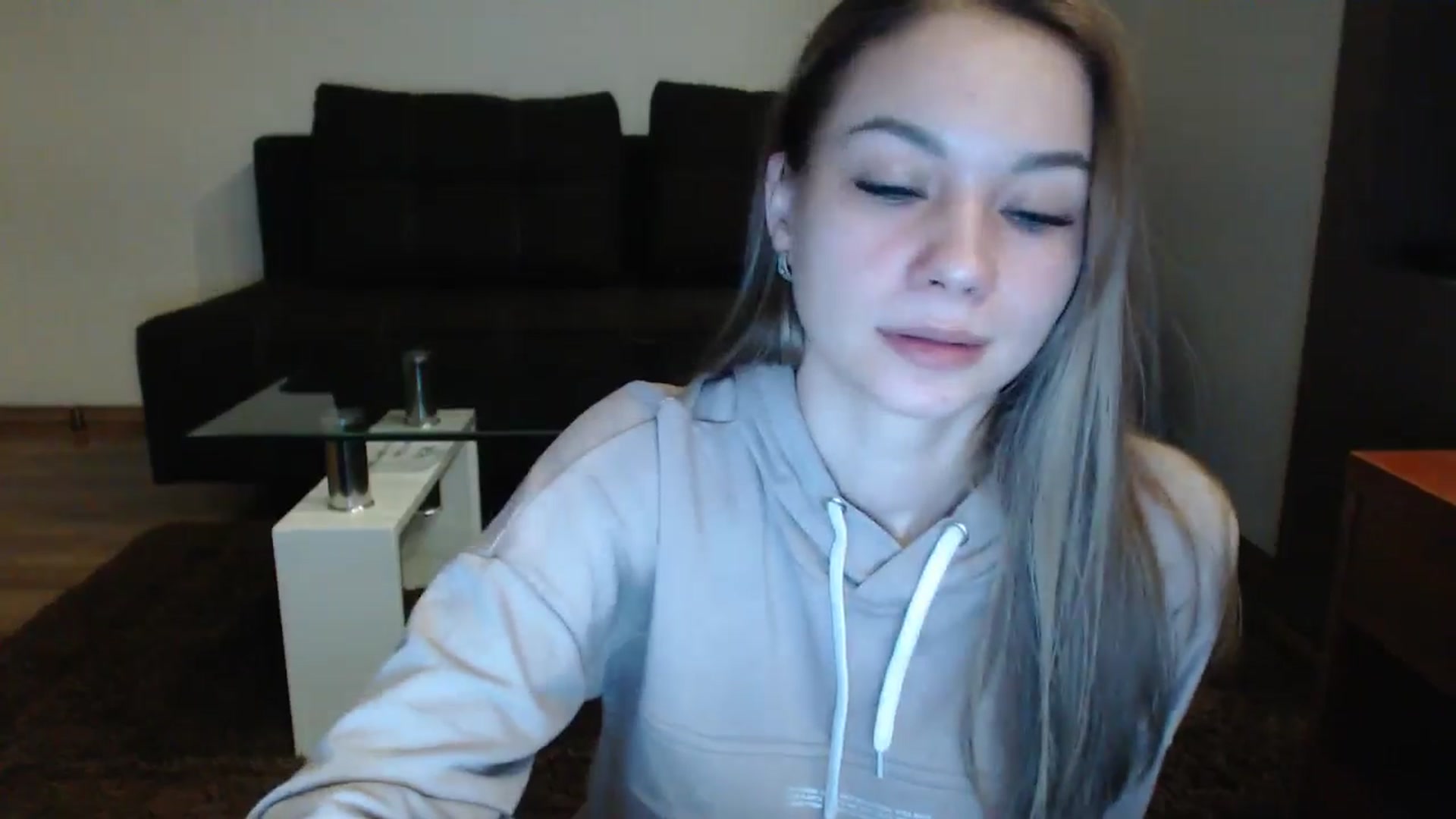 Gallery image thumbnail from Lovely_NataUA's myfreecams stream on, 05/04/2025, 19:49 image 16 of 20