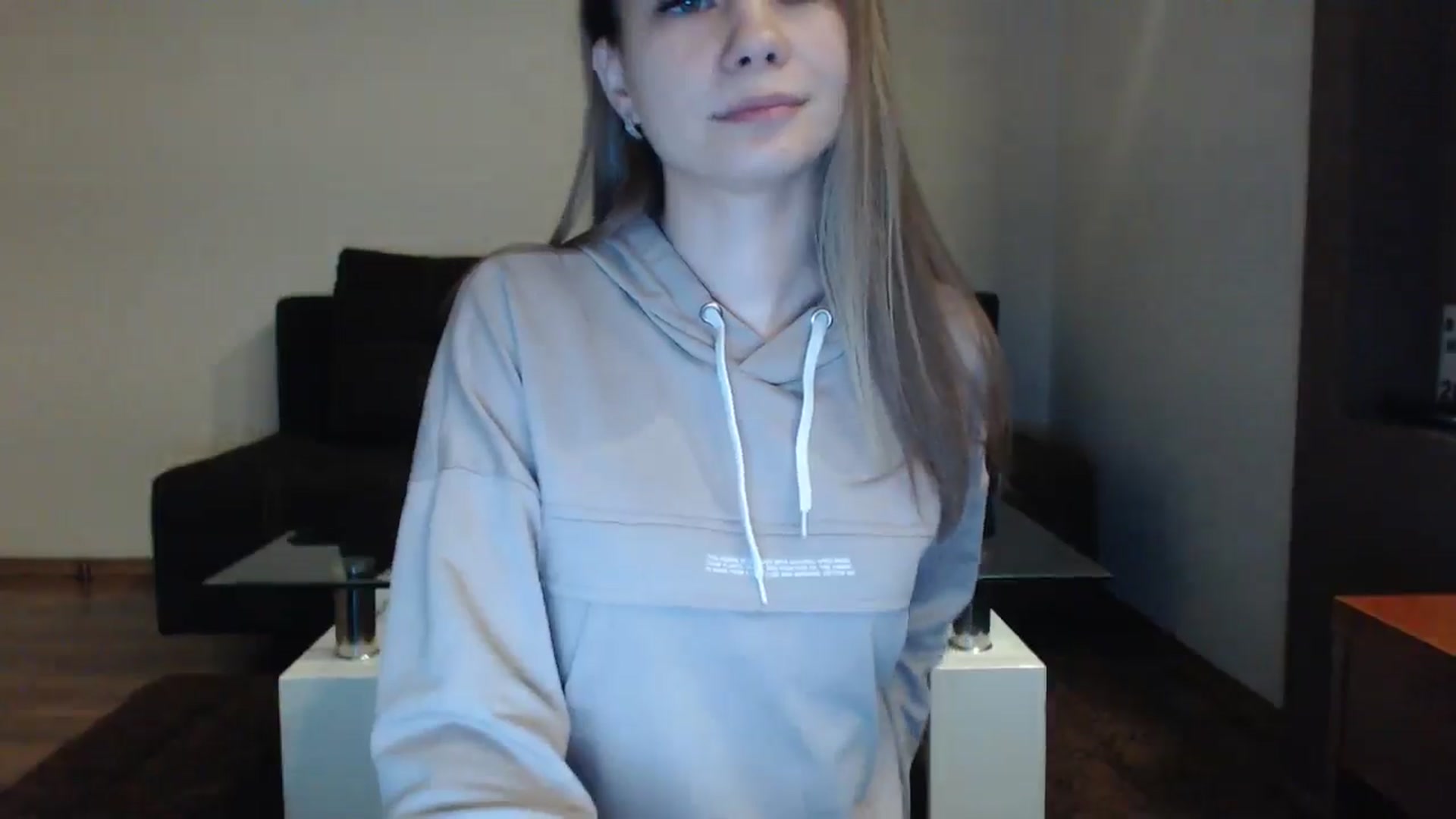 Gallery image thumbnail from Lovely_NataUA's myfreecams stream on, 05/04/2025, 19:49 image 3 of 20