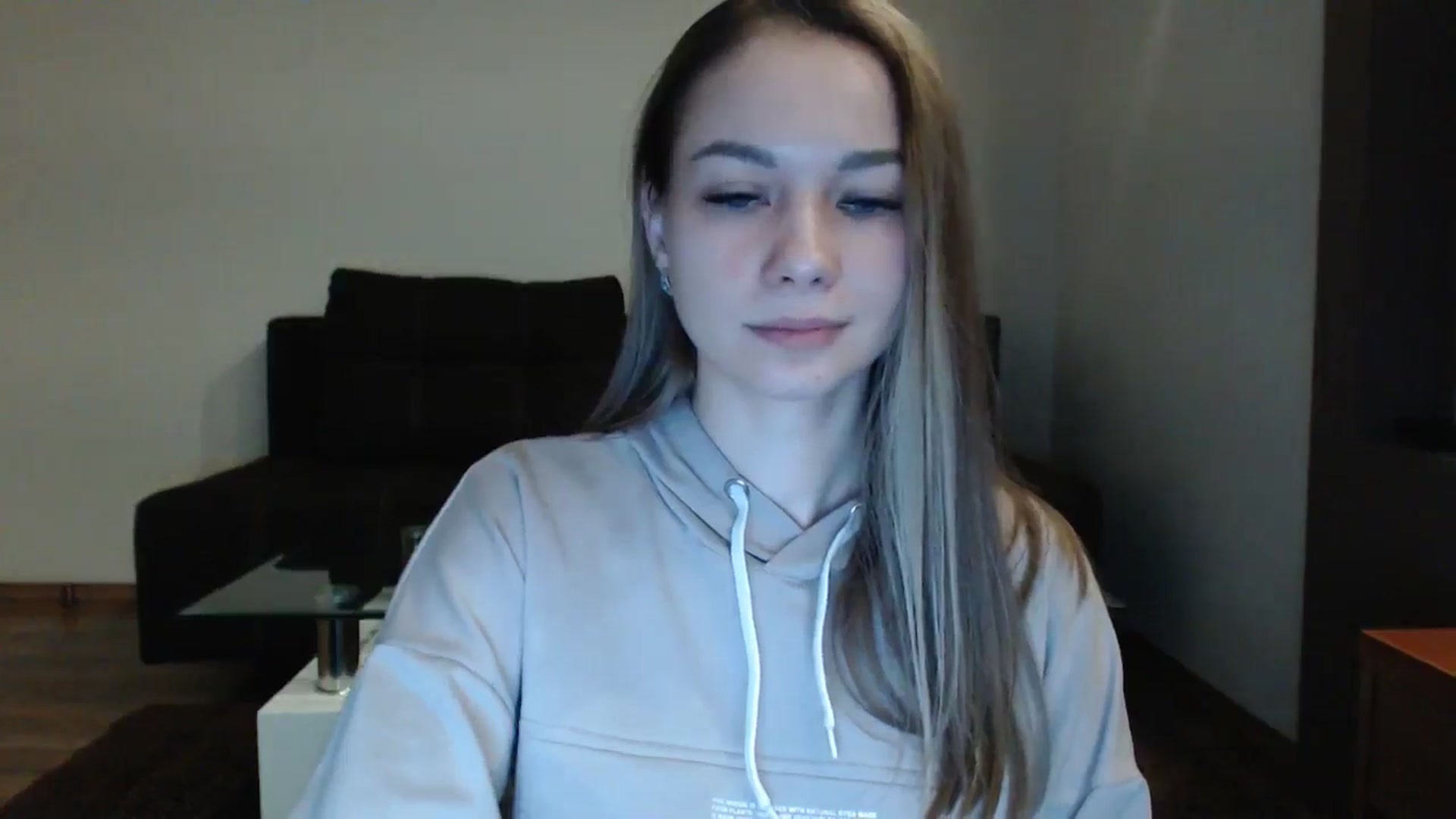 Gallery image thumbnail from Lovely_NataUA's myfreecams stream on, 05/04/2025, 19:49 image 12 of 20