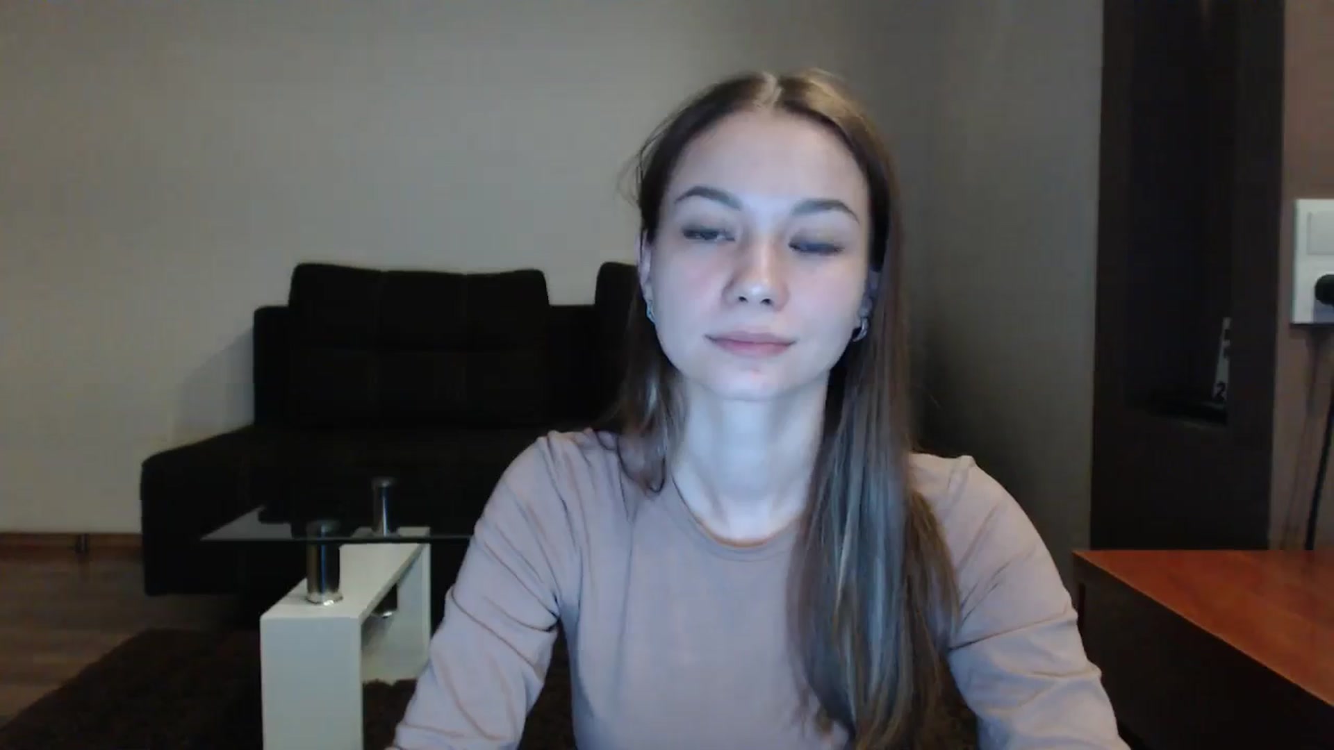 Gallery image thumbnail from Lovely_NataUA's myfreecams stream on, 05/10/2025, 19:16 image 10 of 20