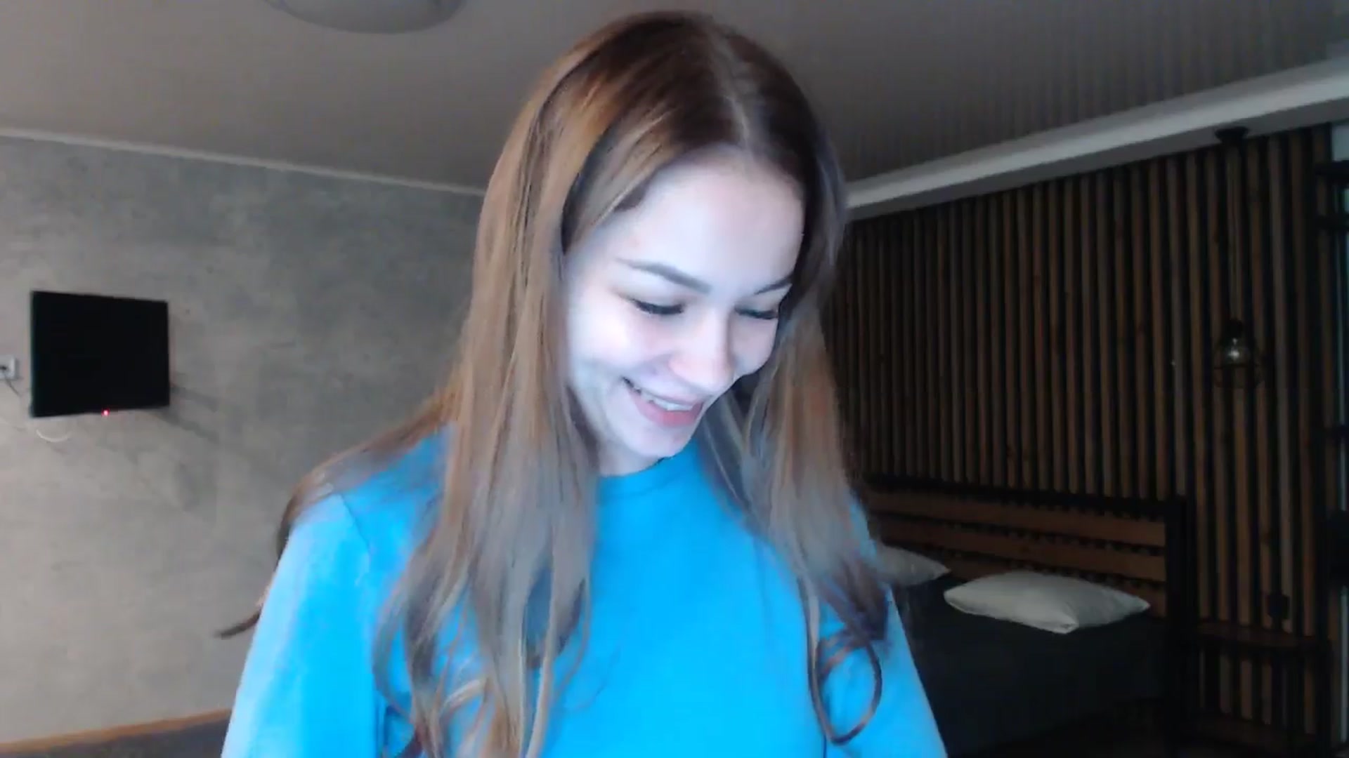 Gallery image thumbnail from Lovely_NataUA's myfreecams stream on, 05/18/2025, 19:39 image 11 of 20