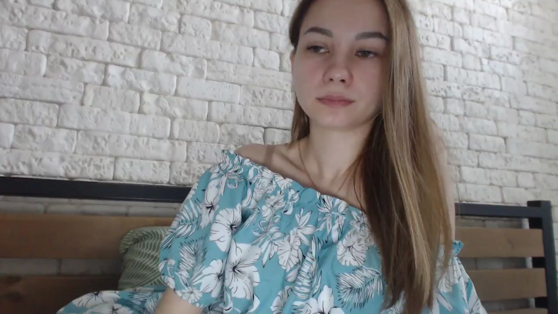 Gallery image thumbnail from Lovely_NataUA's myfreecams stream on, 06/01/2025, 07:38 image 3 of 20