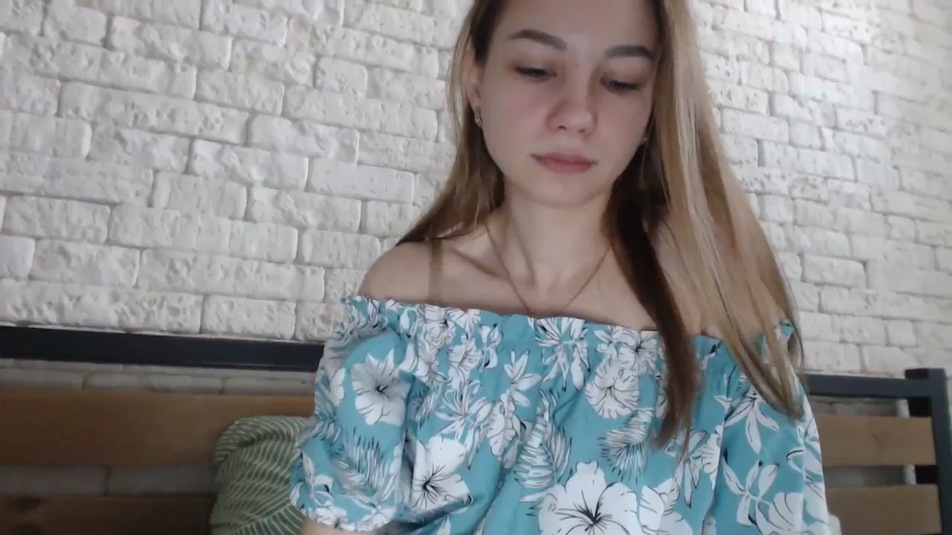 Gallery image thumbnail from Lovely_NataUA's myfreecams stream on, 06/01/2025, 07:38 image 15 of 20