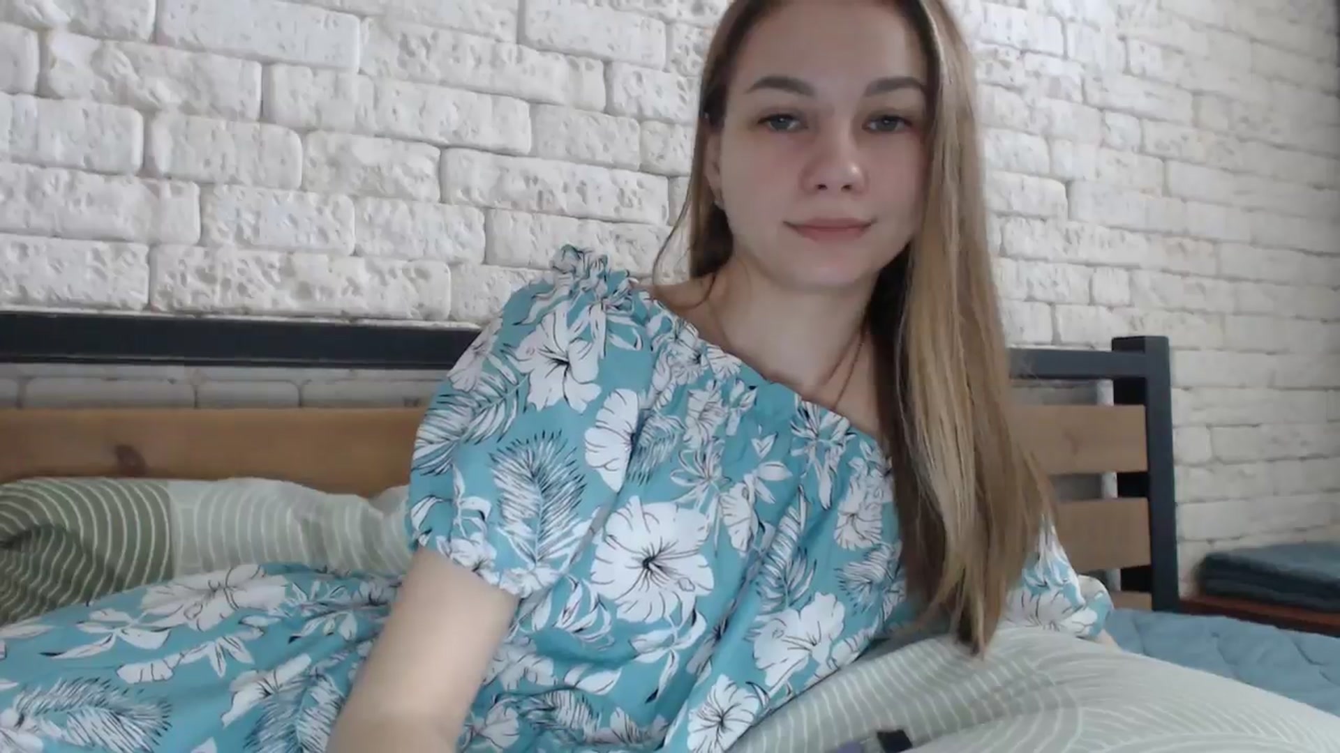 Gallery image thumbnail from Lovely_NataUA's myfreecams stream on, 06/01/2025, 09:13 image 8 of 20