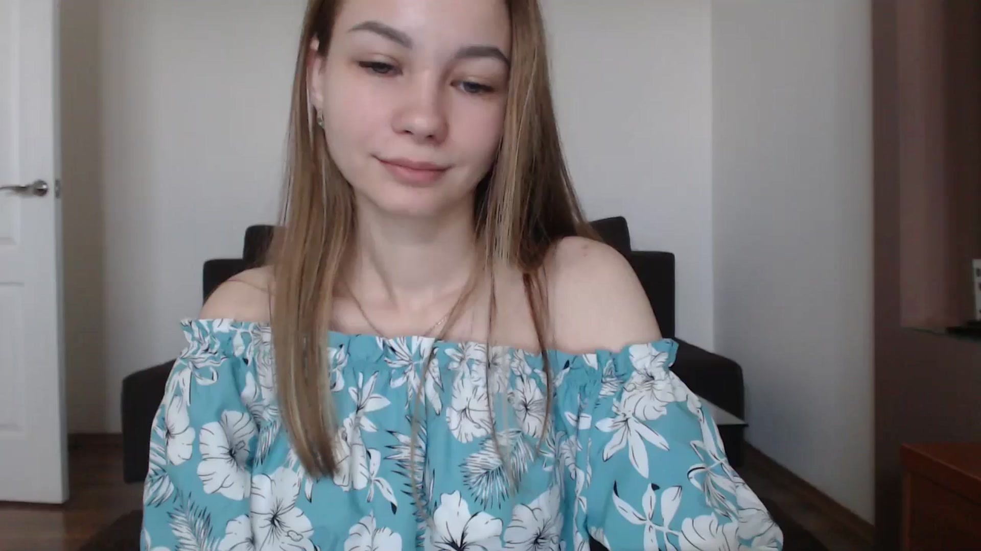 Gallery image thumbnail from Lovely_NataUA's myfreecams stream on, 06/01/2025, 09:13 image 20 of 20