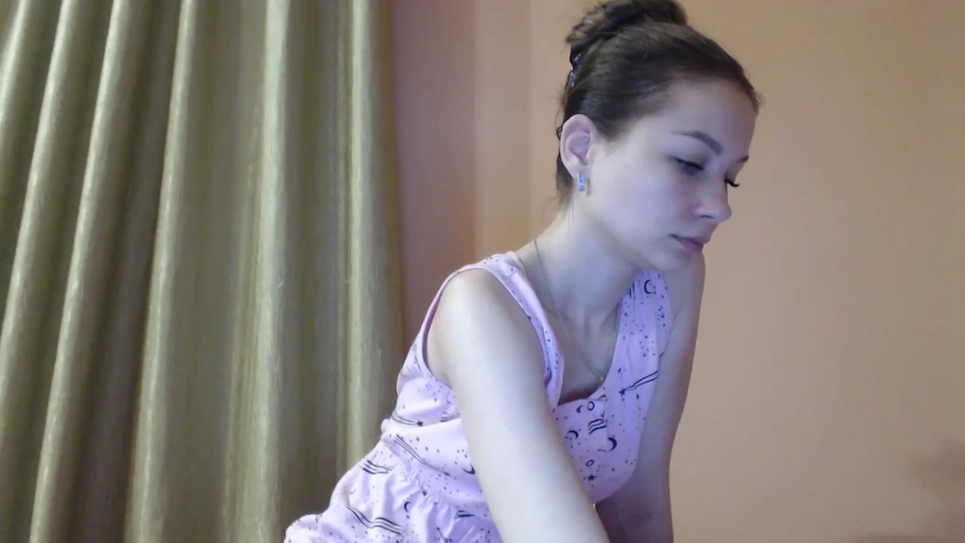 Gallery image thumbnail from Lovely_NataUA's myfreecams stream on, 06/06/2025, 19:06 image 6 of 20