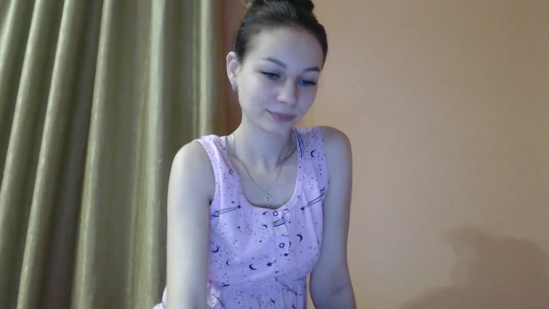 Gallery image thumbnail from Lovely_NataUA's myfreecams stream on, 06/06/2025, 19:06 image 2 of 20