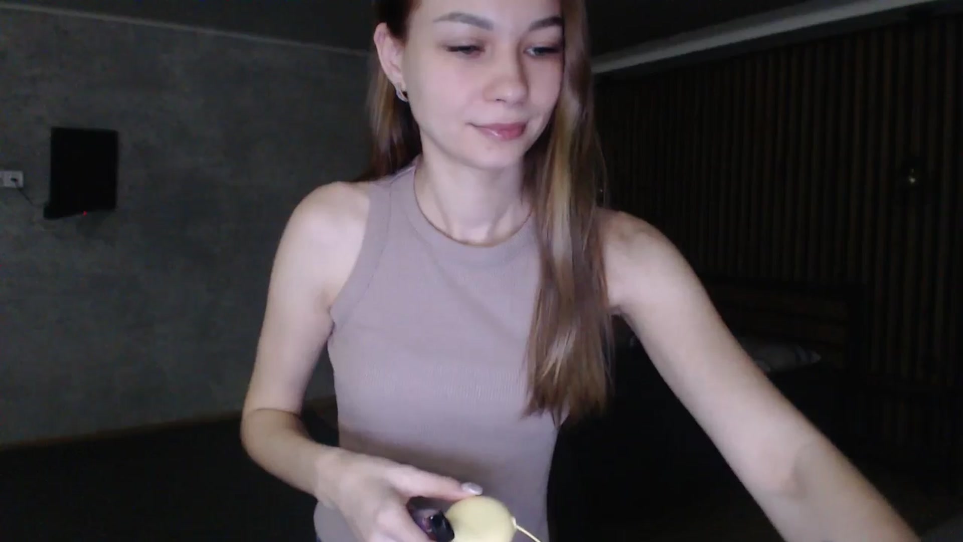 Gallery image thumbnail from Lovely_NataUA's myfreecams stream on, 06/21/2025, 19:40 image 18 of 20