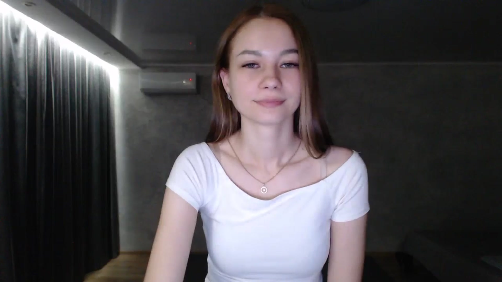 Gallery image thumbnail from Lovely_NataUA's myfreecams stream on, 06/29/2025, 19:45 image 18 of 20