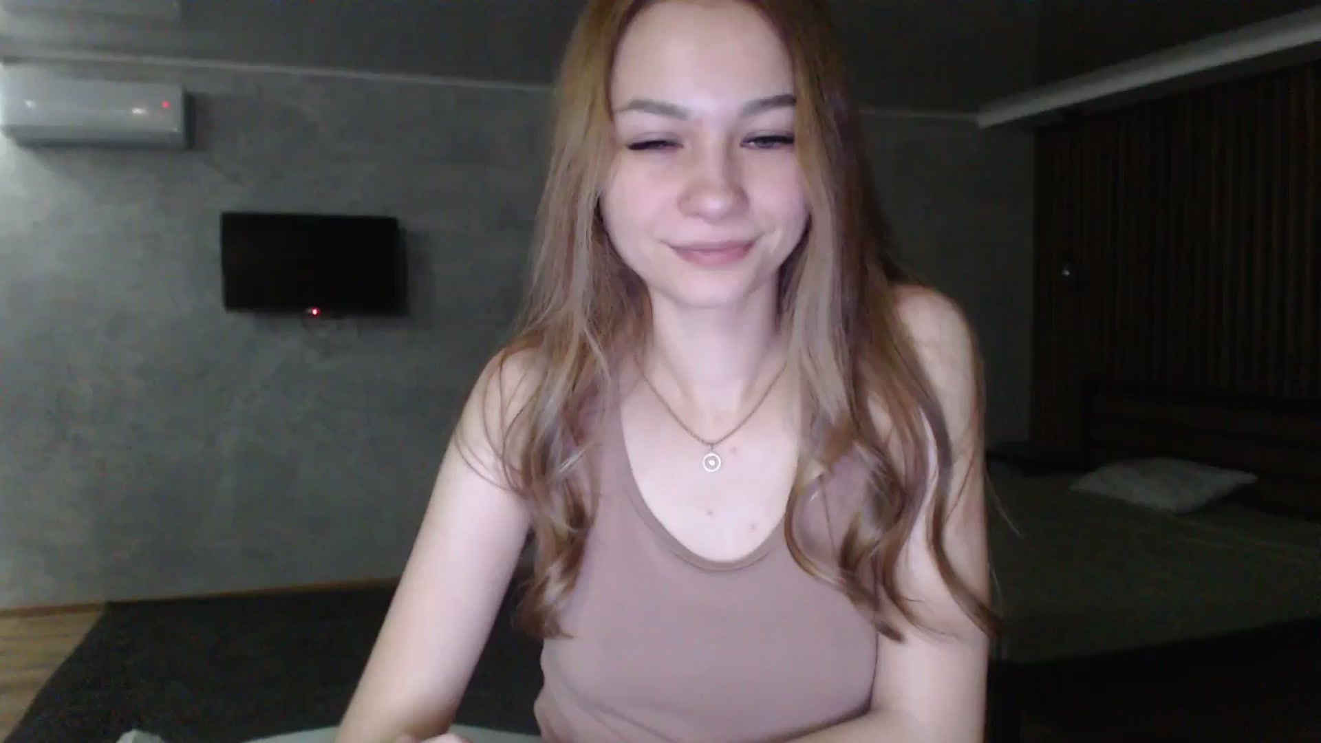 Gallery image thumbnail from Lovely_NataUA's myfreecams stream on, 07/20/2025, 22:40 image 8 of 20