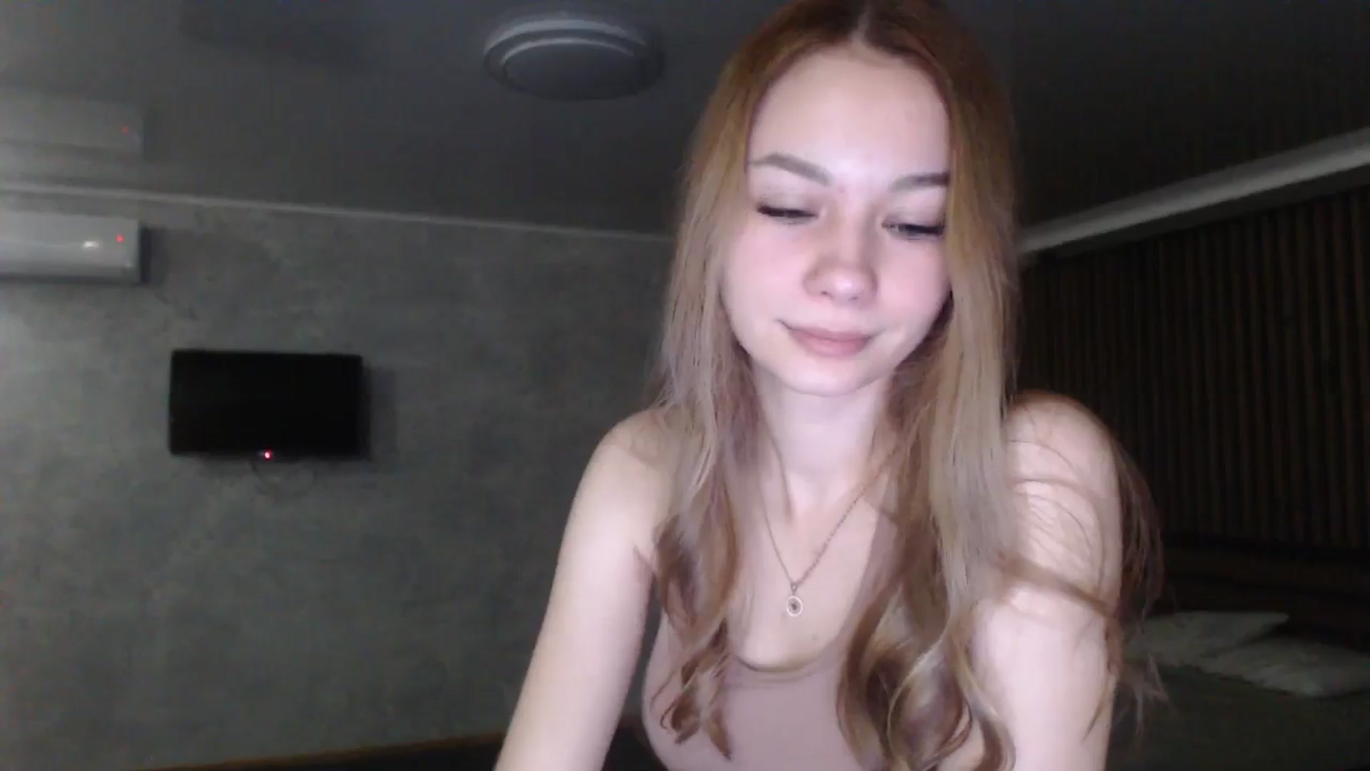 Gallery image thumbnail from Lovely_NataUA's myfreecams stream on, 07/20/2025, 22:40 image 2 of 20