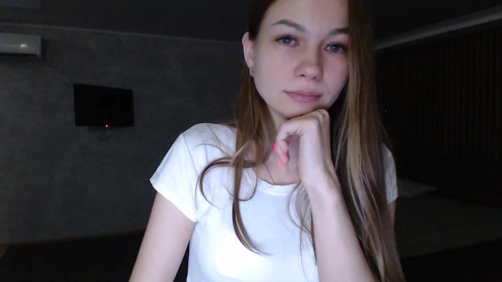 Gallery image thumbnail from Lovely_NataUA's myfreecams stream on, 08/09/2025, 22:06 image 14 of 20